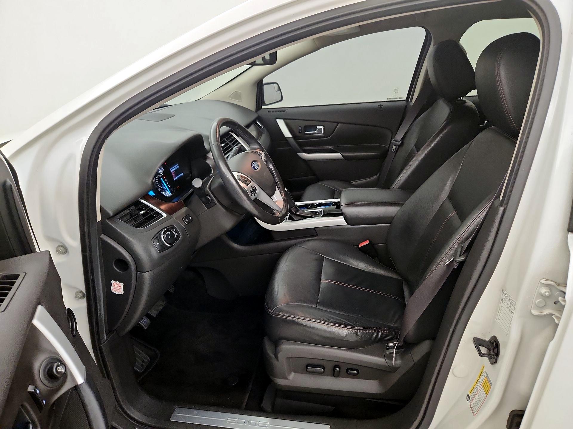 Thumbnail: 2014 Ford Edge - 11