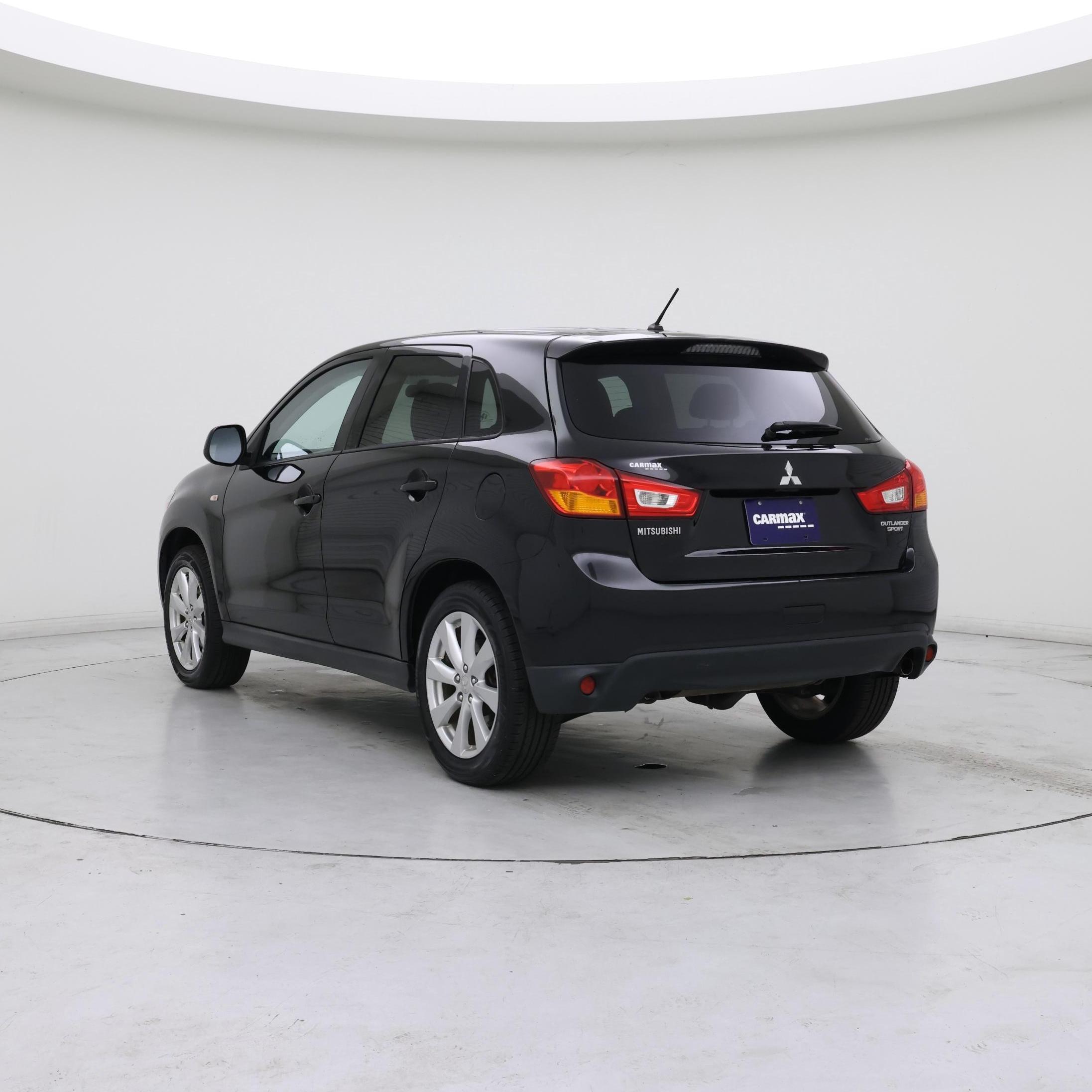 Thumbnail: 2013 Mitsubishi Outlander Sport - 2