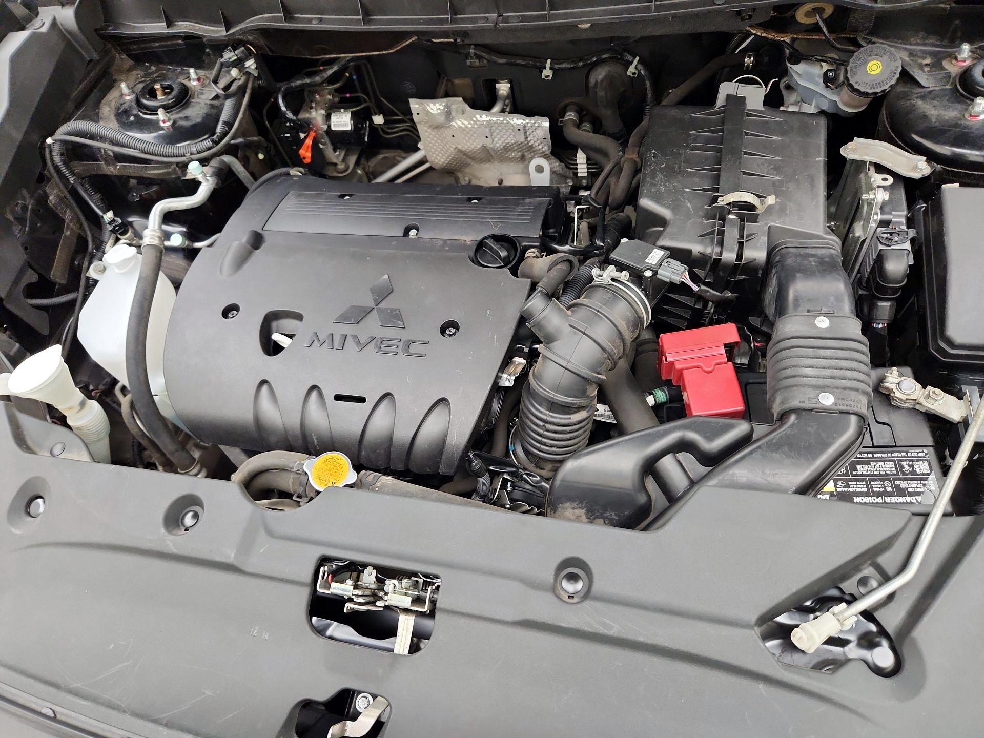 Thumbnail: 2013 Mitsubishi Outlander Sport - 20