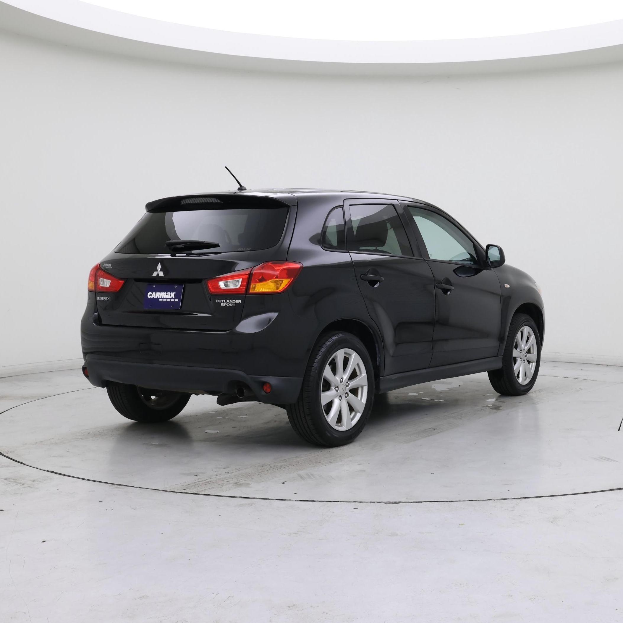 Thumbnail: 2013 Mitsubishi Outlander Sport - 8