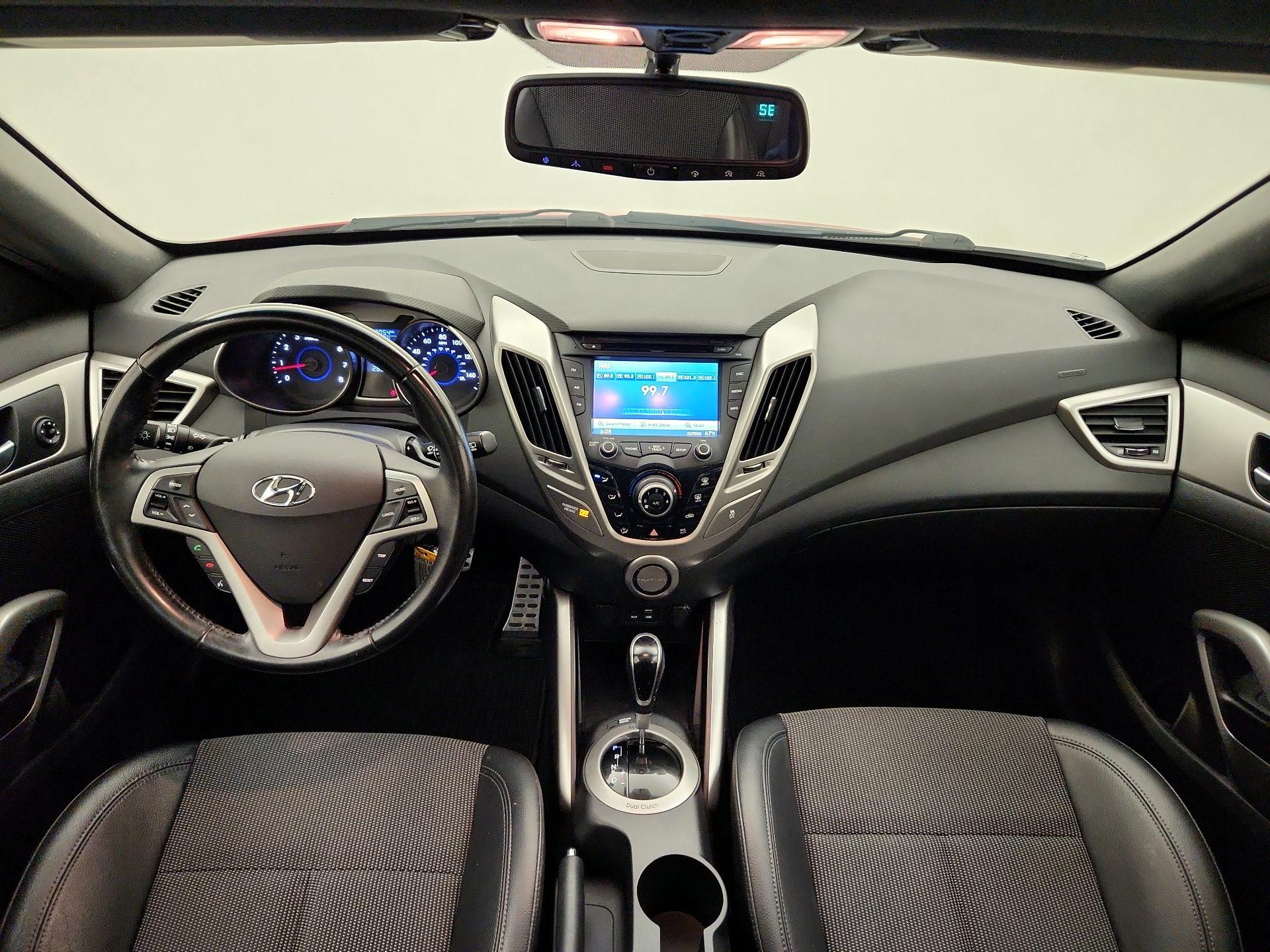 Thumbnail: 2016 Hyundai Veloster - 9