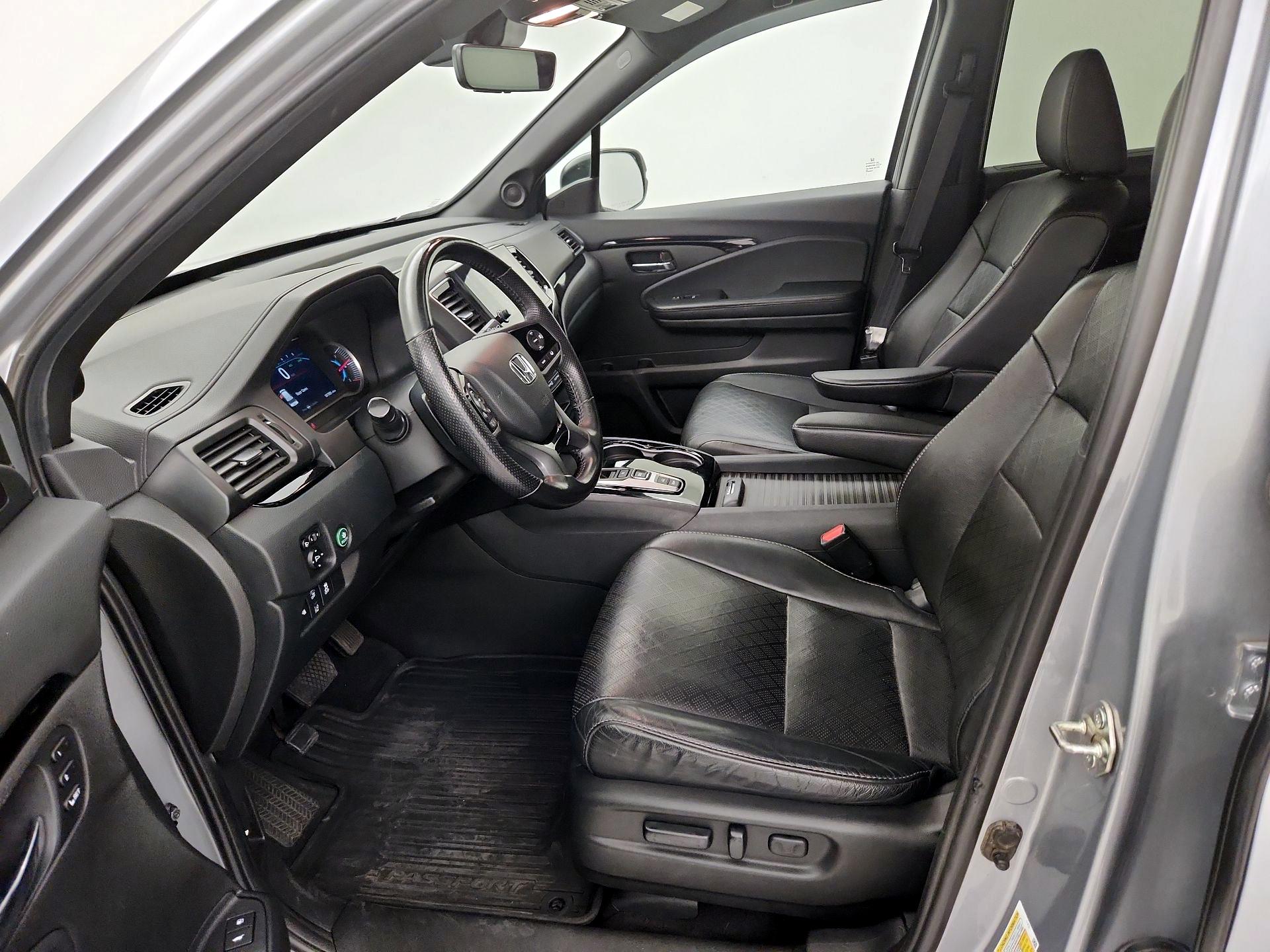 Thumbnail: 2020 Honda Passport - 11