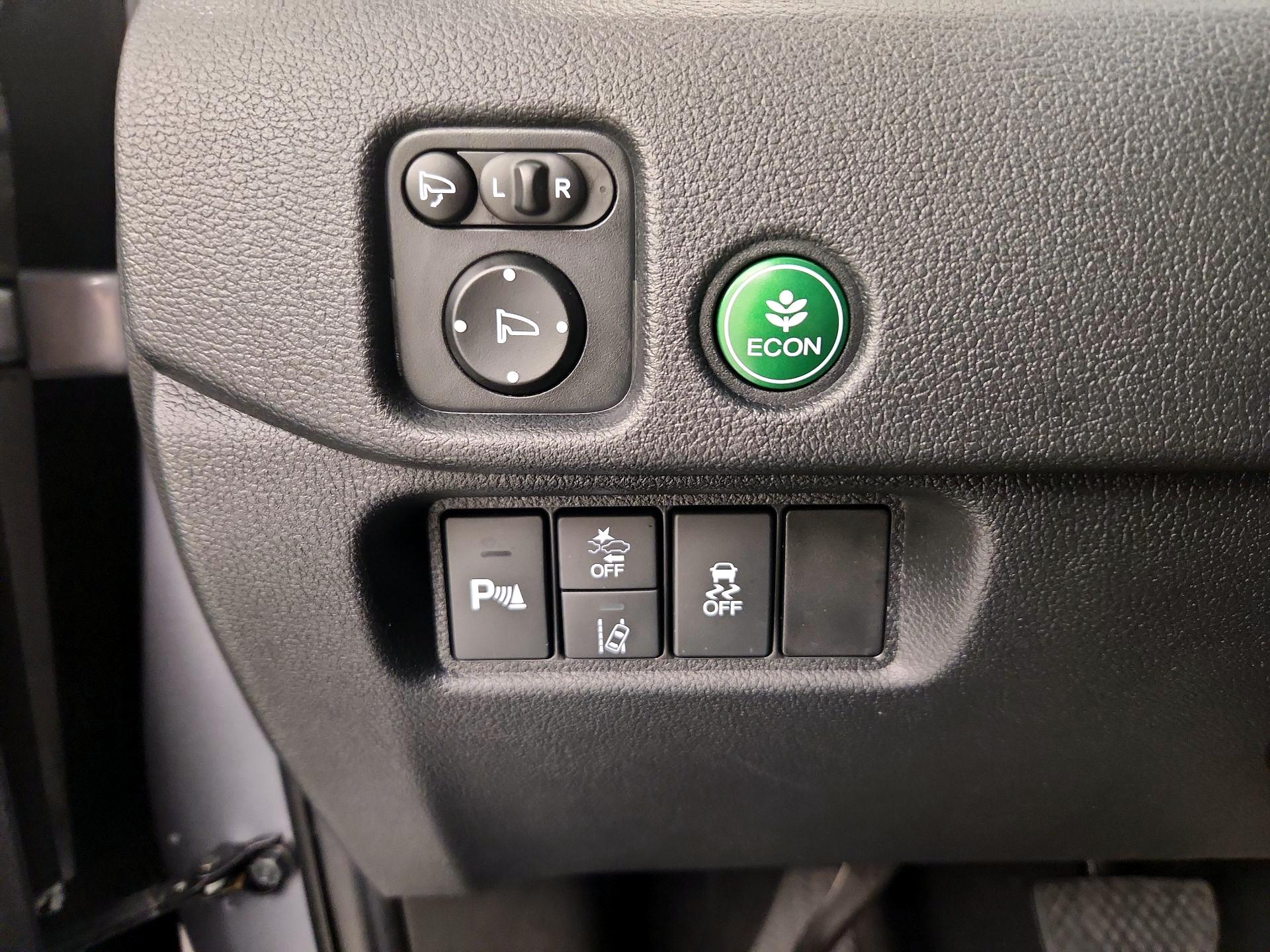 Thumbnail: 2020 Honda Passport - 13