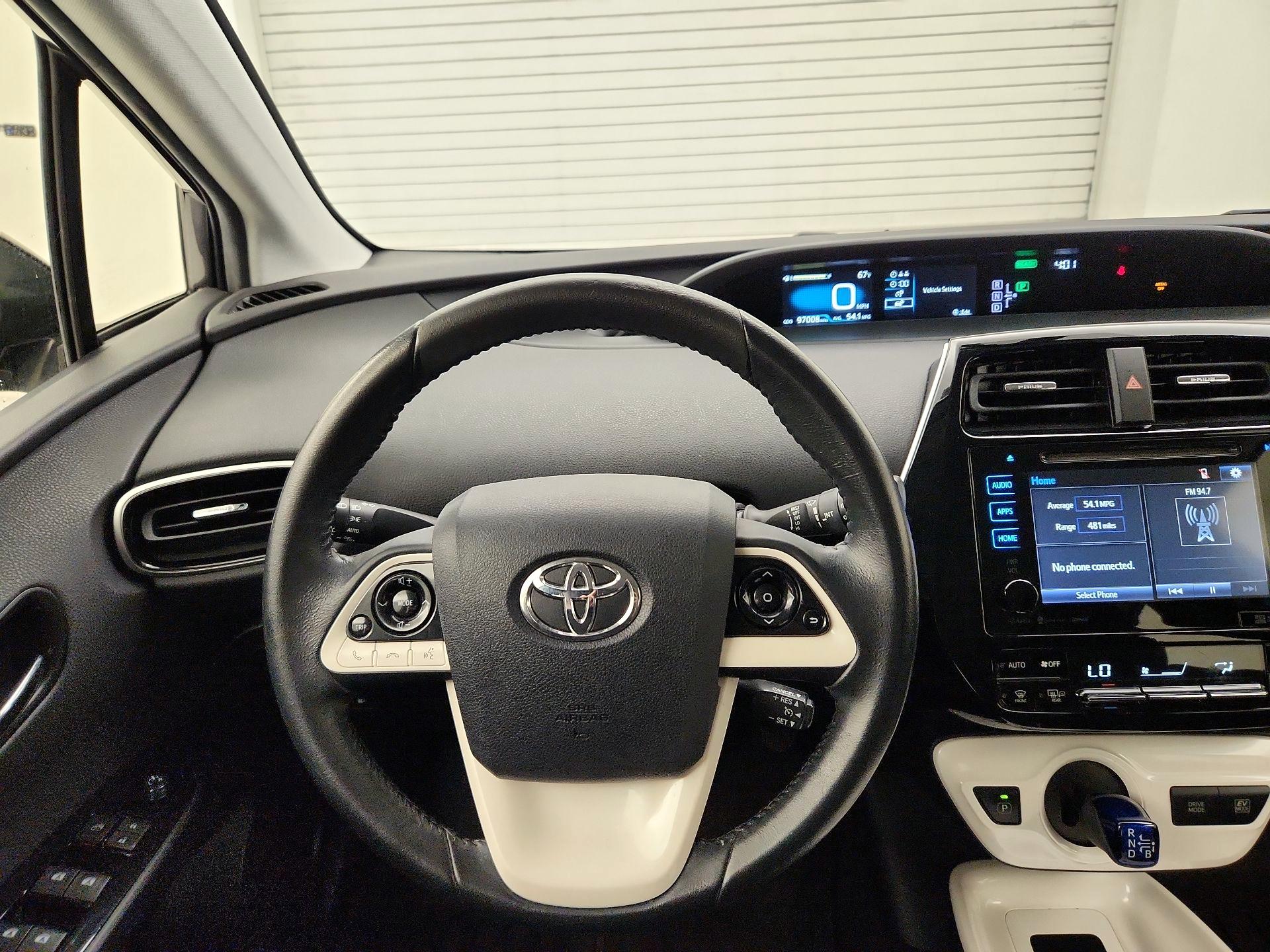 Thumbnail: 2016 Toyota Prius - 10