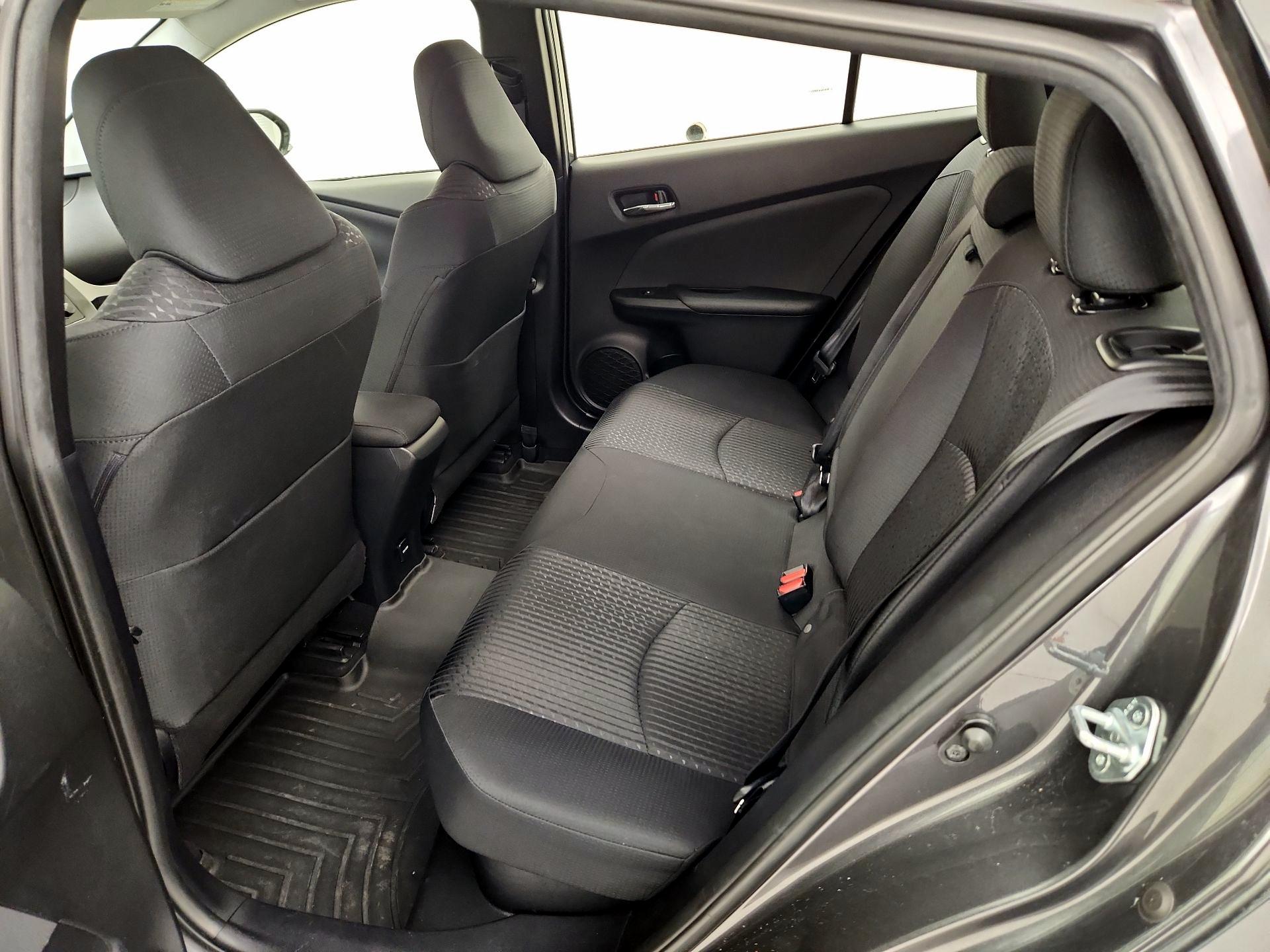Thumbnail: 2016 Toyota Prius - 19