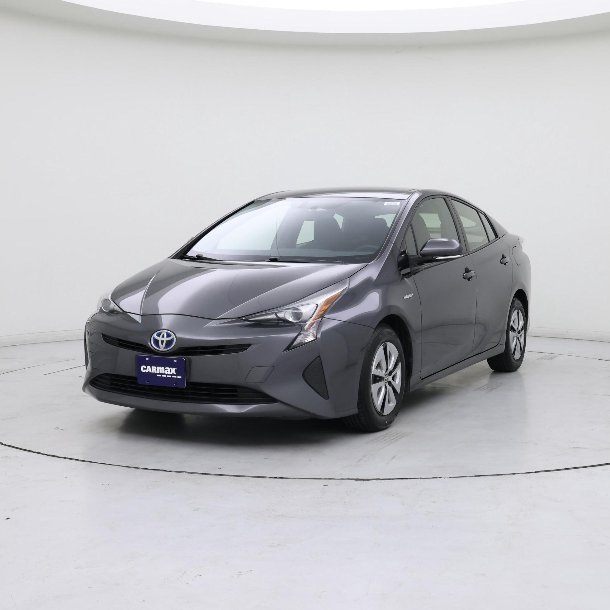 Thumbnail: 2016 Toyota Prius - 4