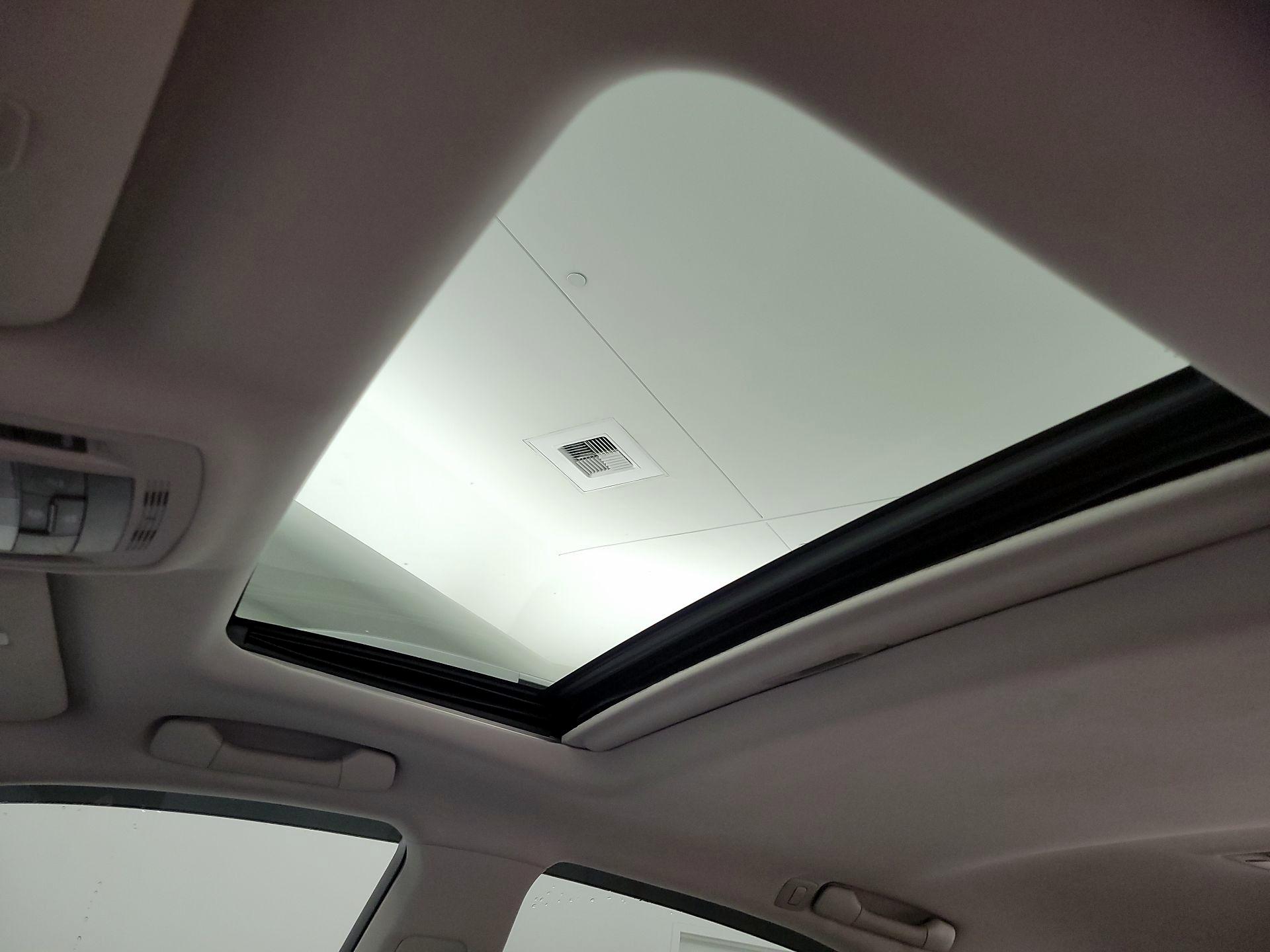 Thumbnail: 2014 Lexus RX - 19