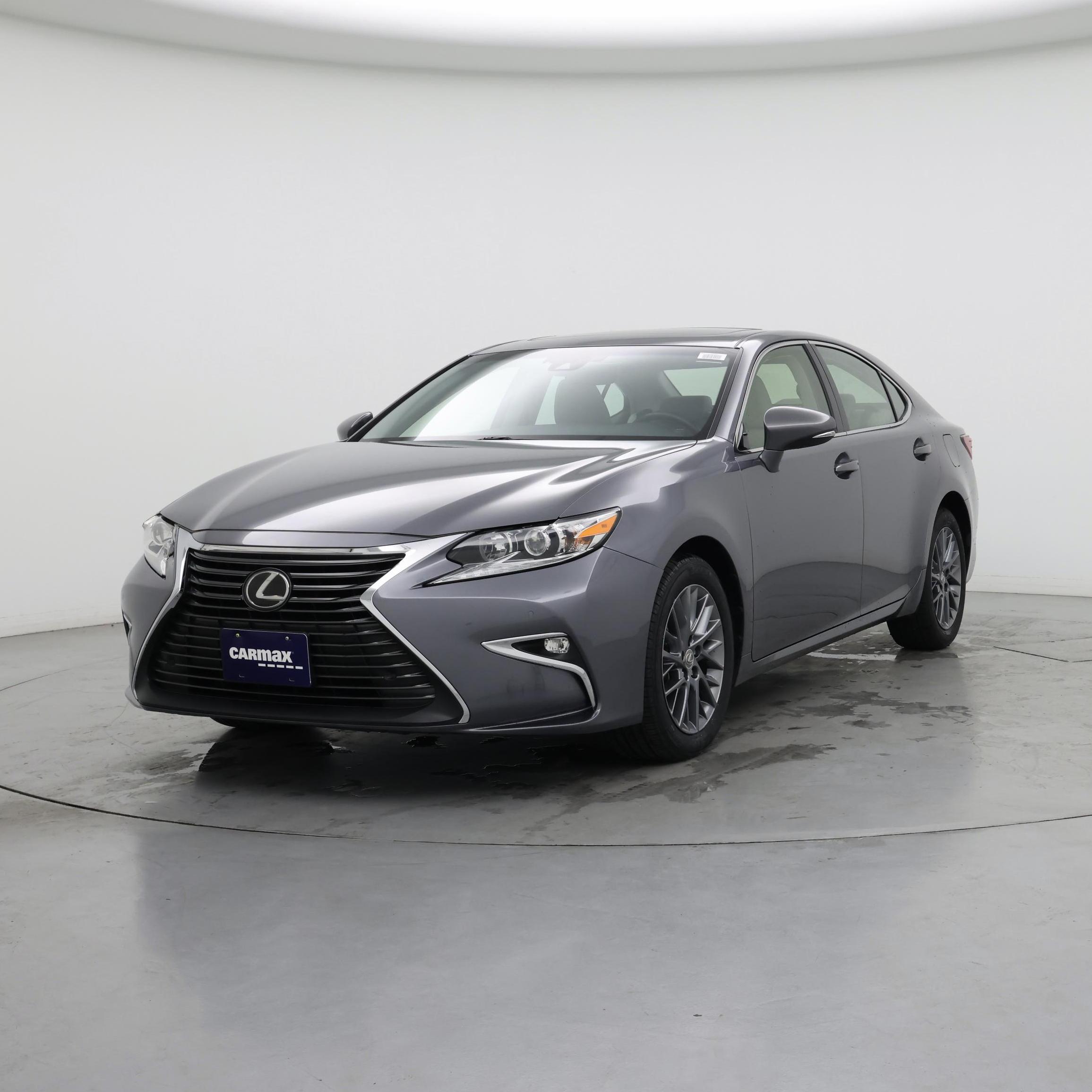 Thumbnail: 2018 Lexus ES - 4