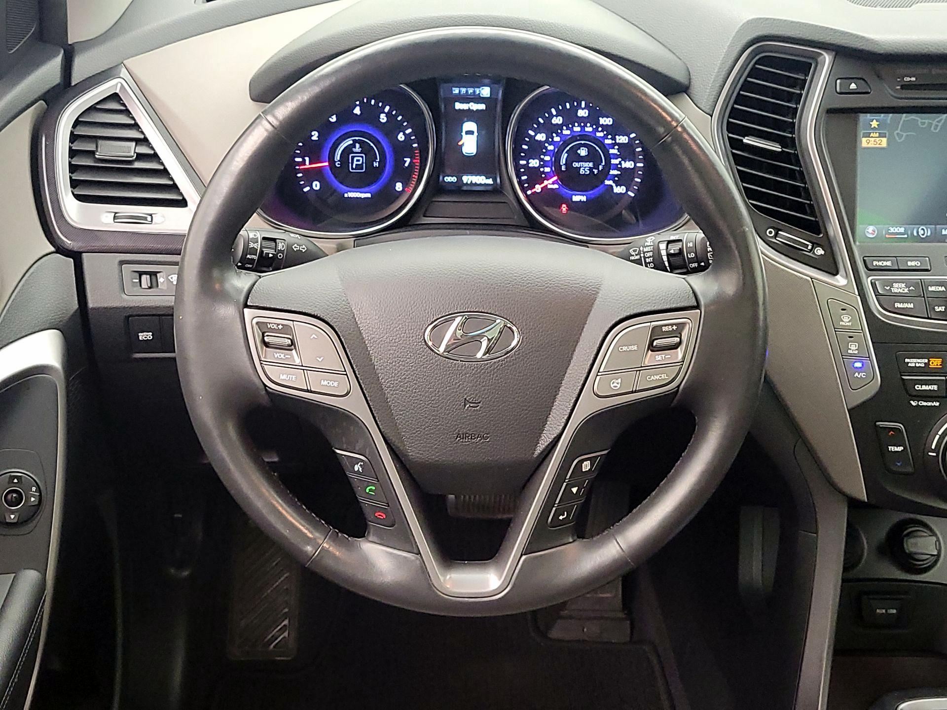 Thumbnail: 2014 Hyundai Santa Fe - 10