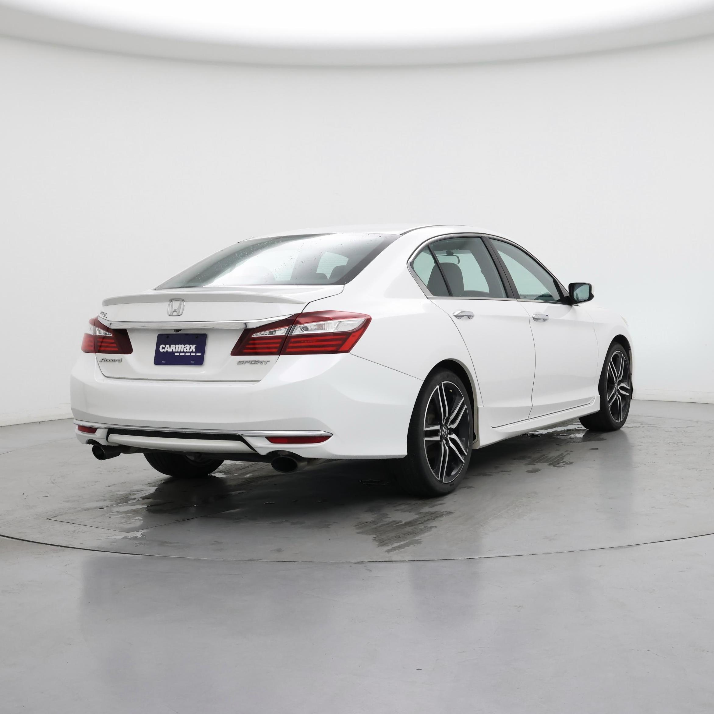 Thumbnail: 2017 Honda Accord - 8