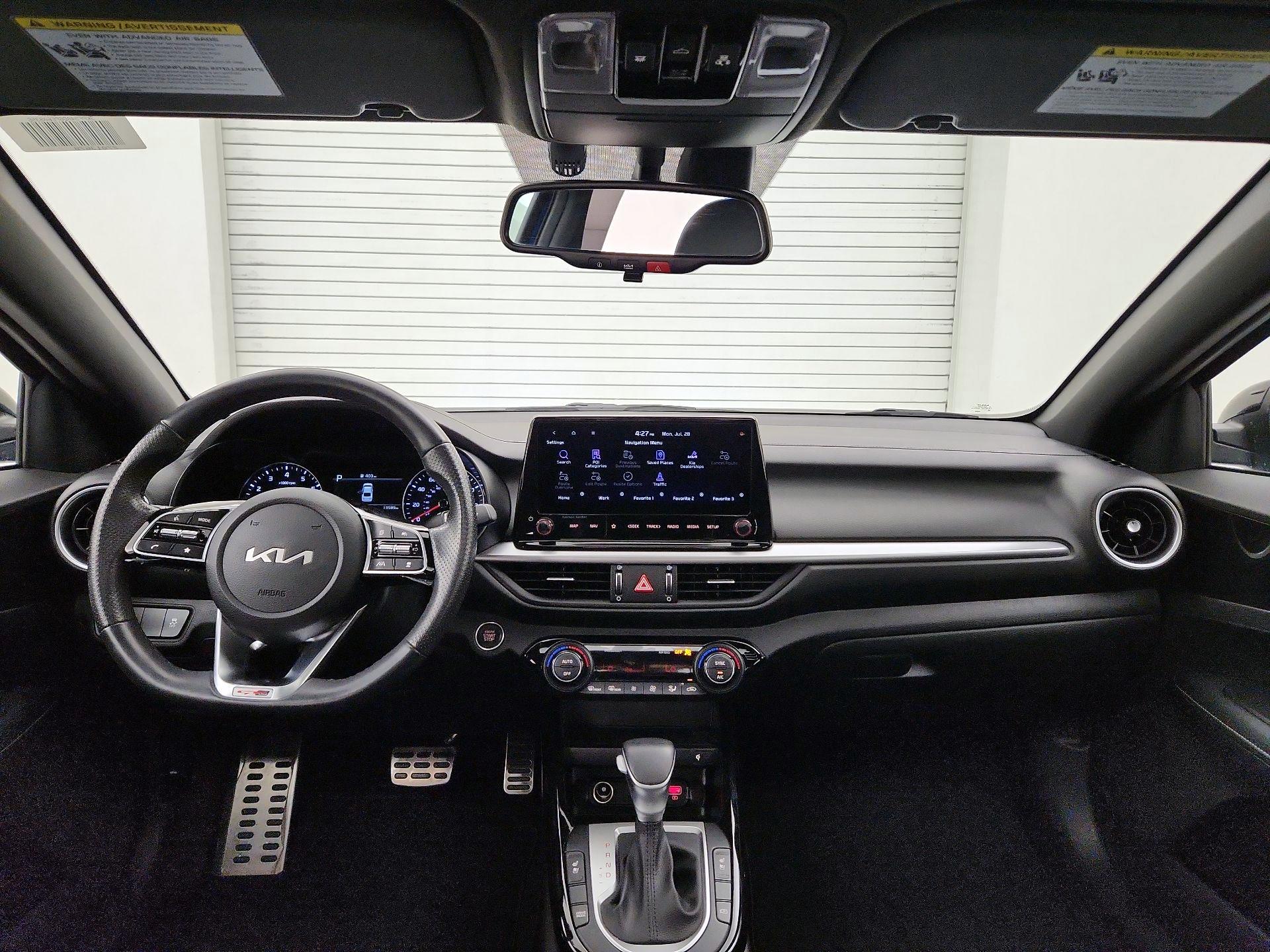 Thumbnail: 2023 Kia Forte - 9