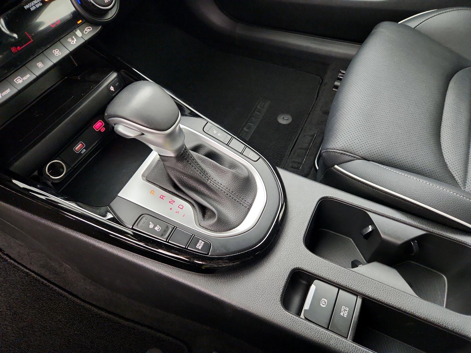Thumbnail: 2023 Kia Forte - 18