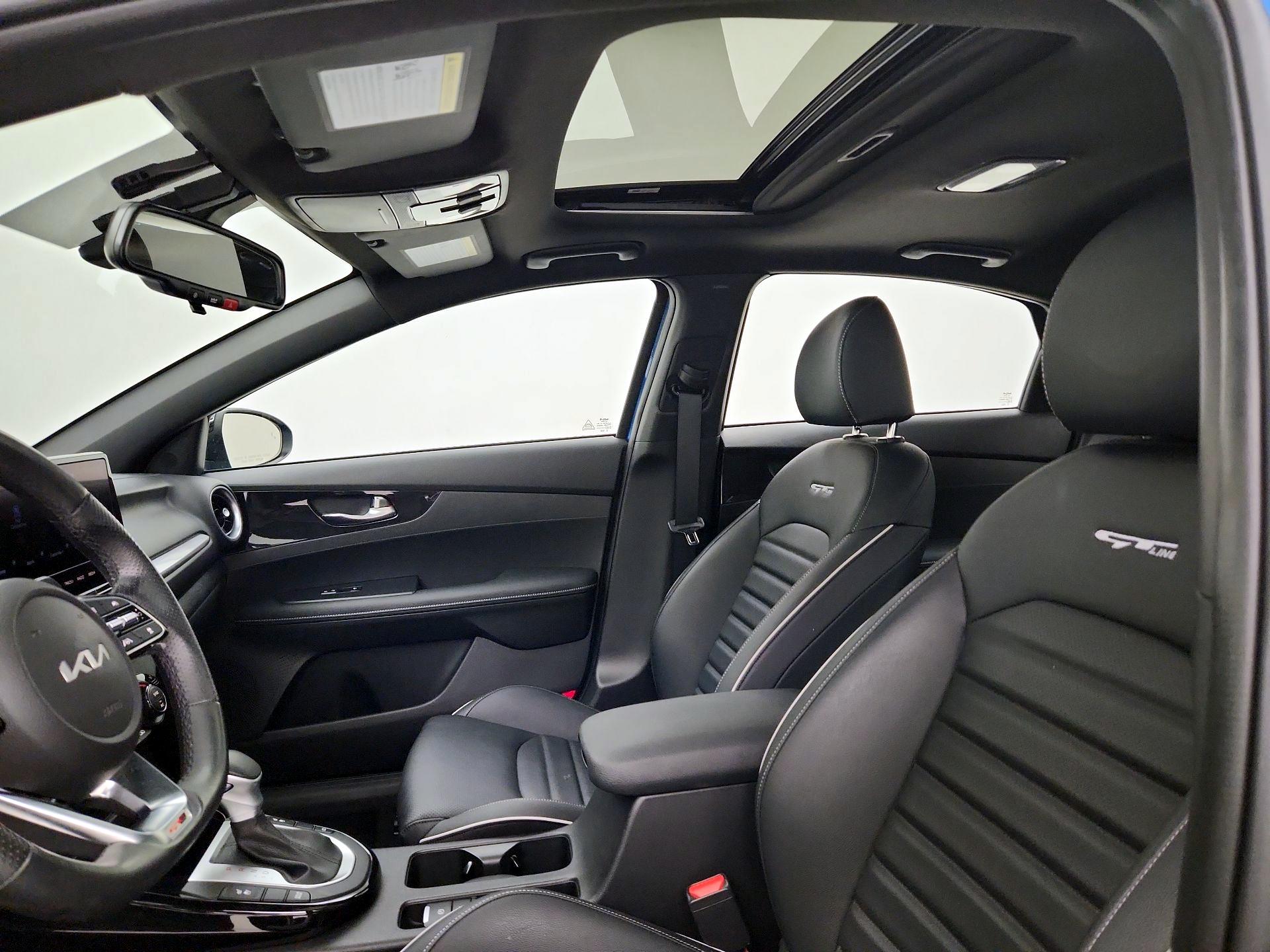 Thumbnail: 2023 Kia Forte - 20