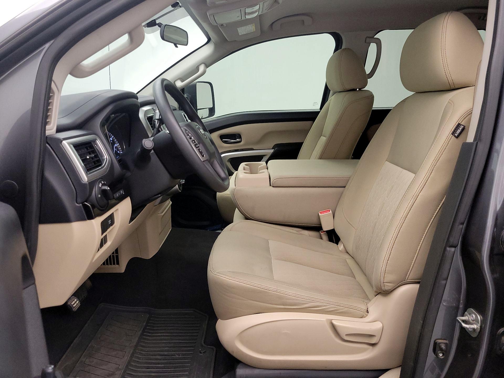 Thumbnail: 2017 Nissan Titan - 11