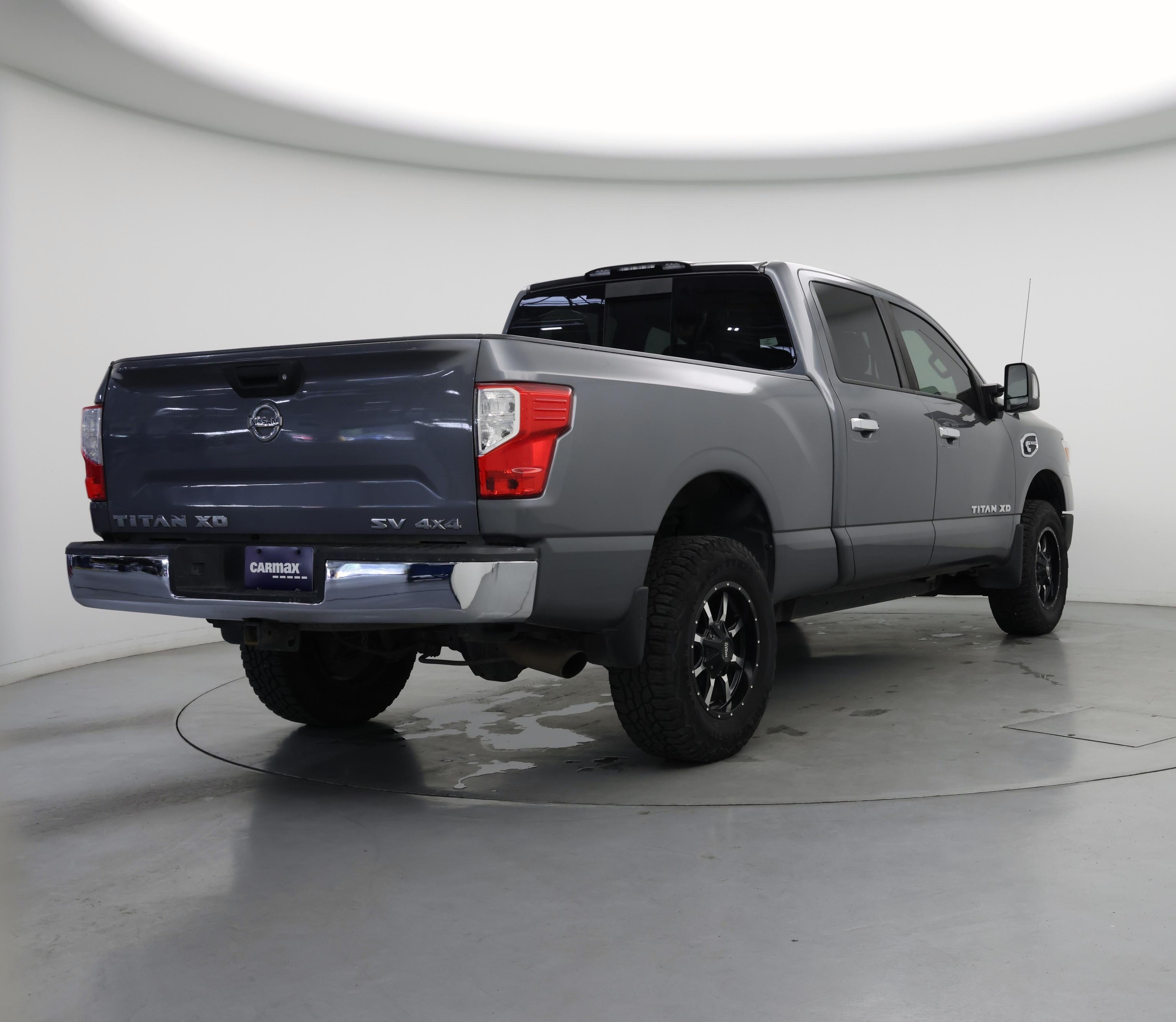 Thumbnail: 2017 Nissan Titan - 8