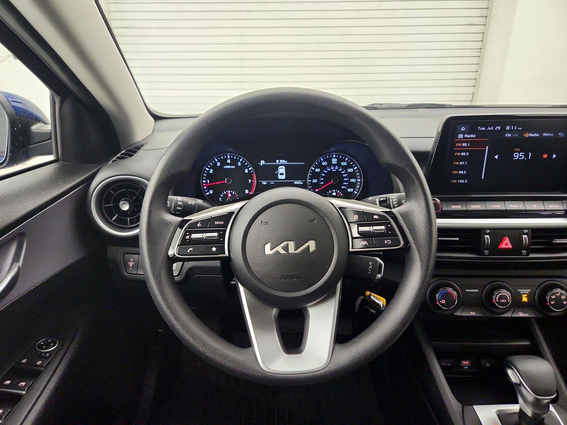 Thumbnail: 2024 Kia Forte - 10