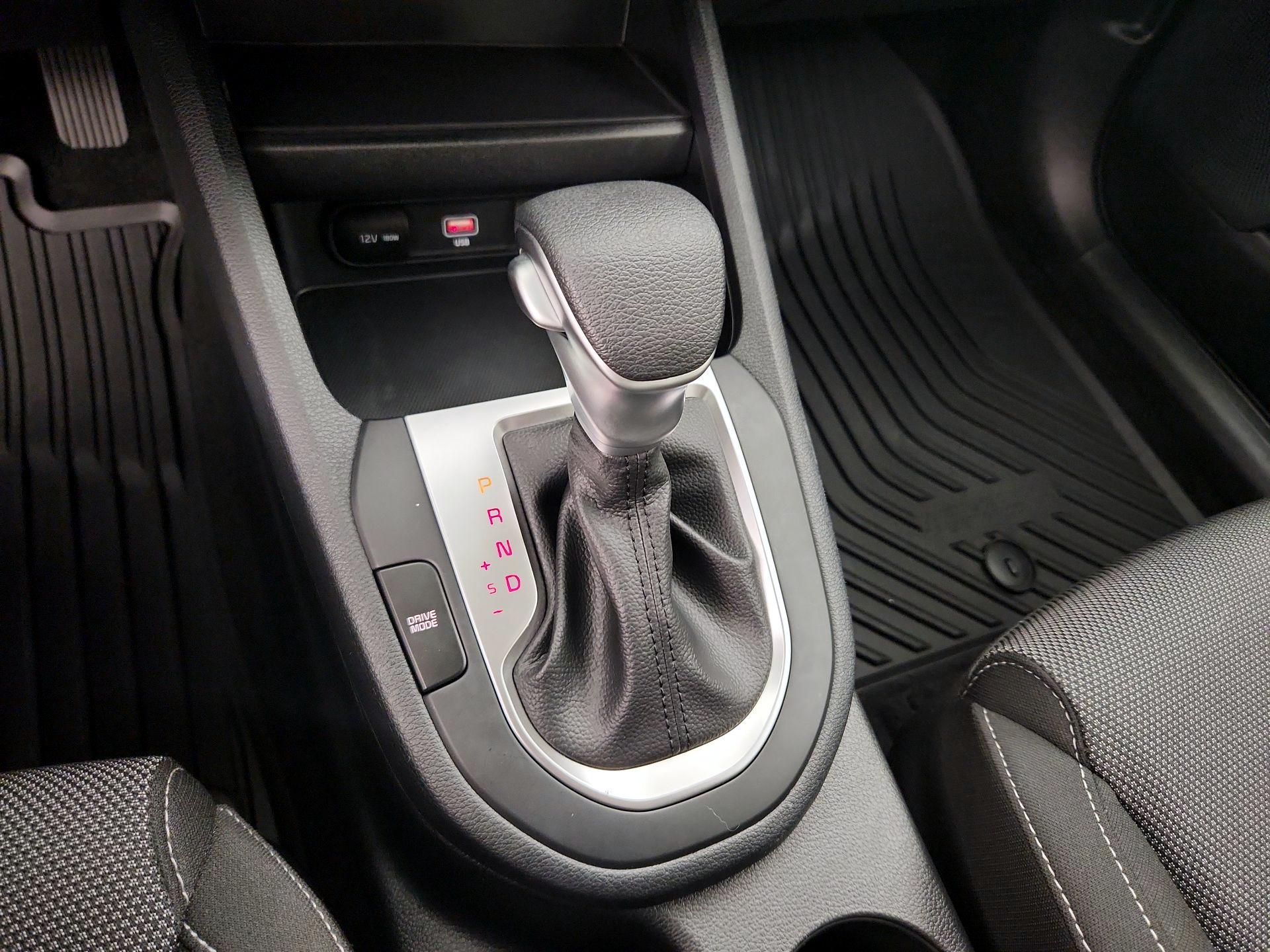 Thumbnail: 2024 Kia Forte - 17