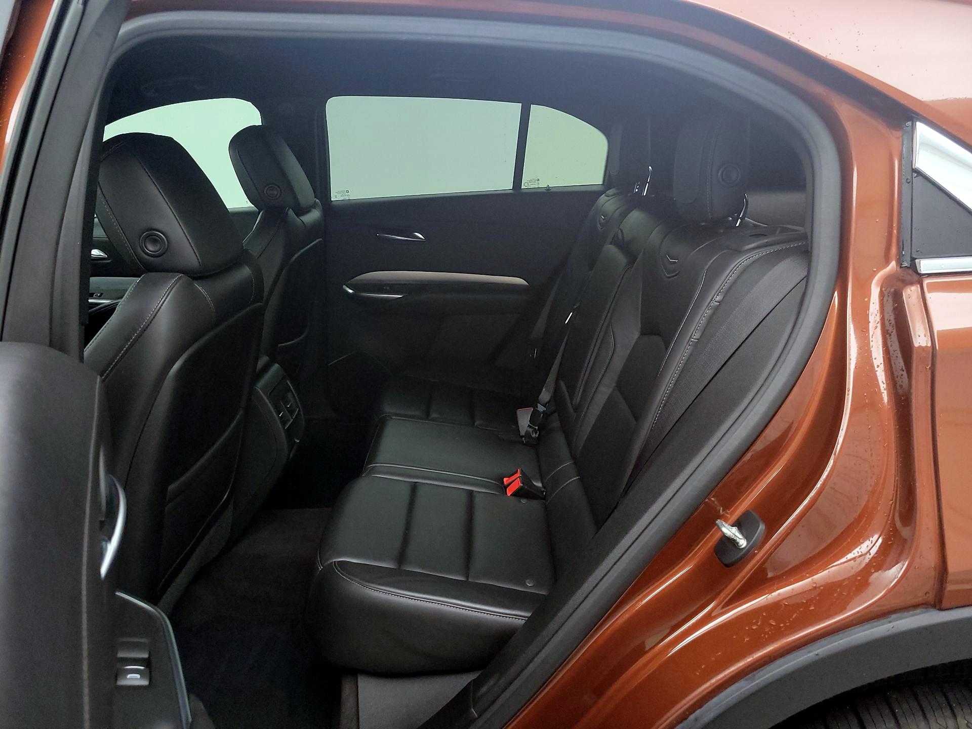 Thumbnail: 2020 Cadillac XT4 - 19