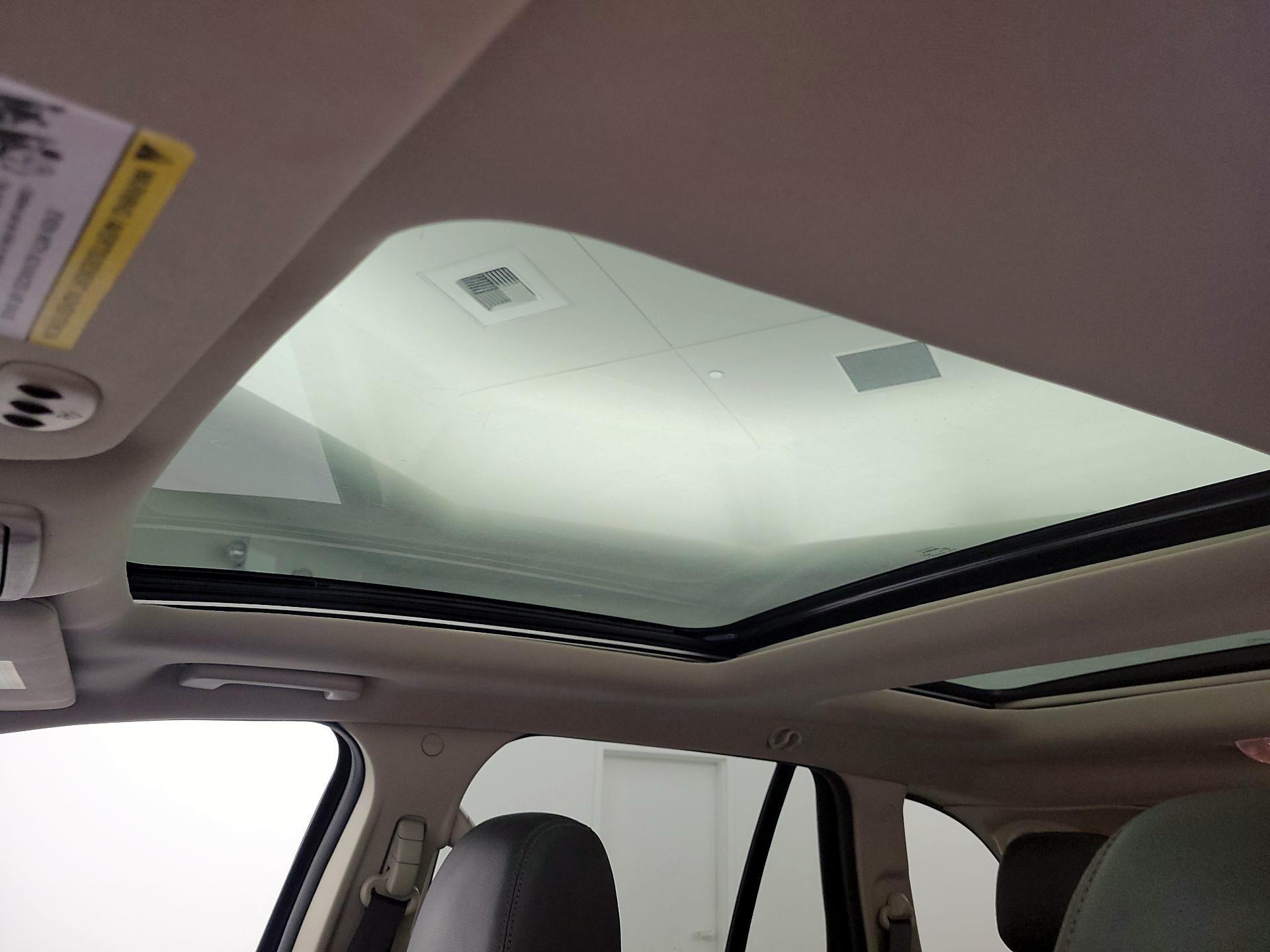 Thumbnail: 2013 Ford Edge - 20