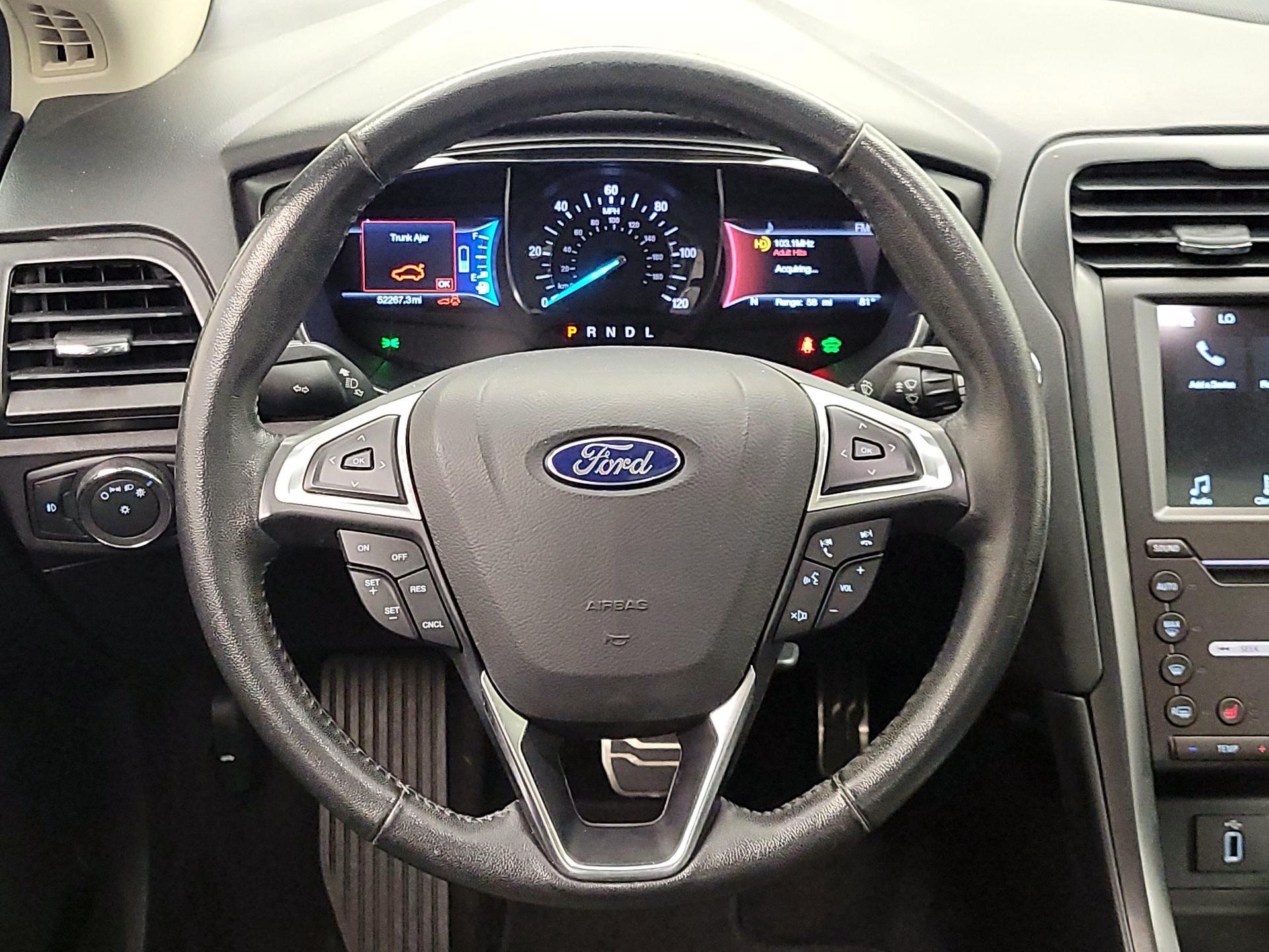 Thumbnail: 2017 Ford Fusion - 10
