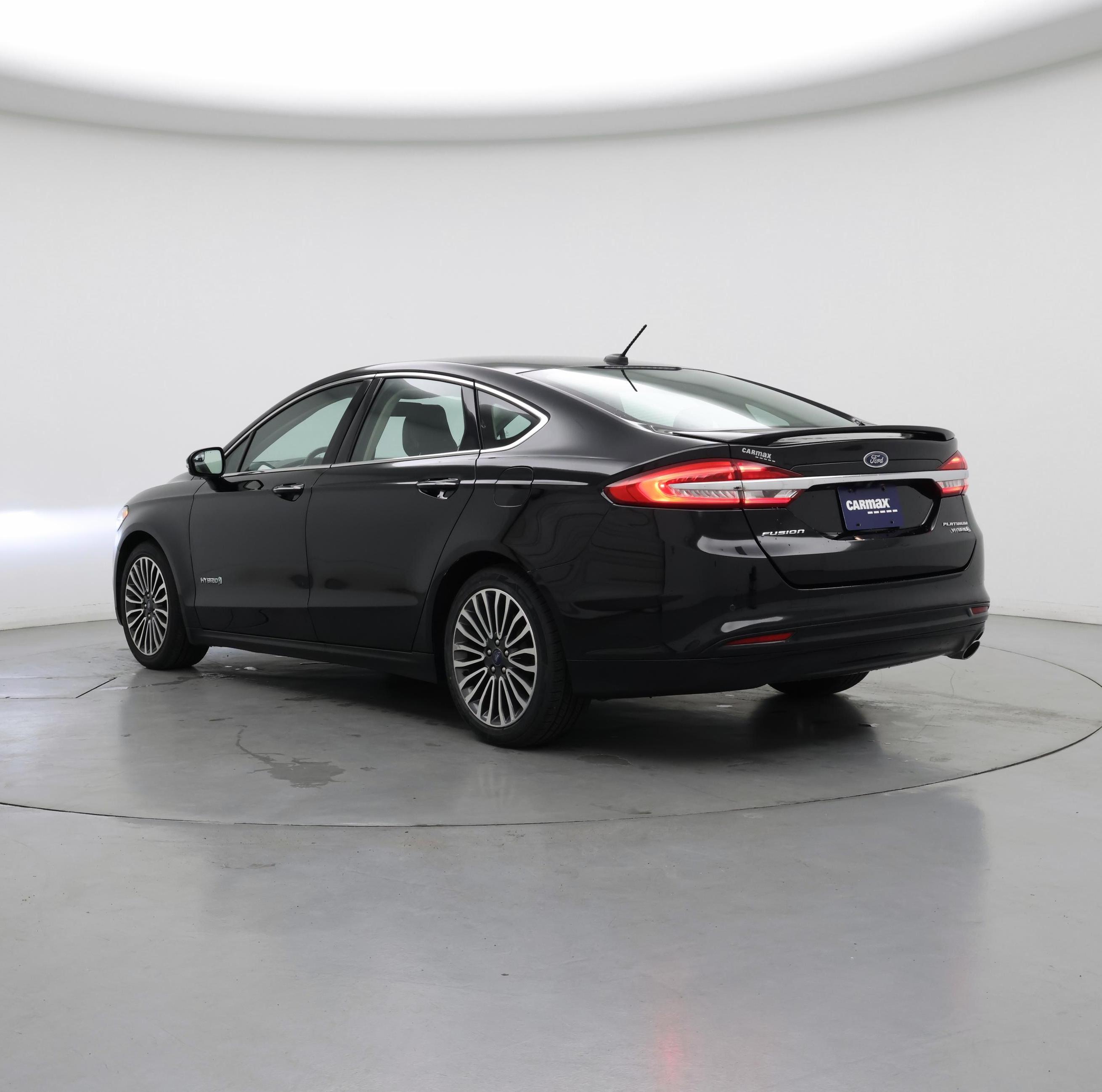 Thumbnail: 2017 Ford Fusion - 2