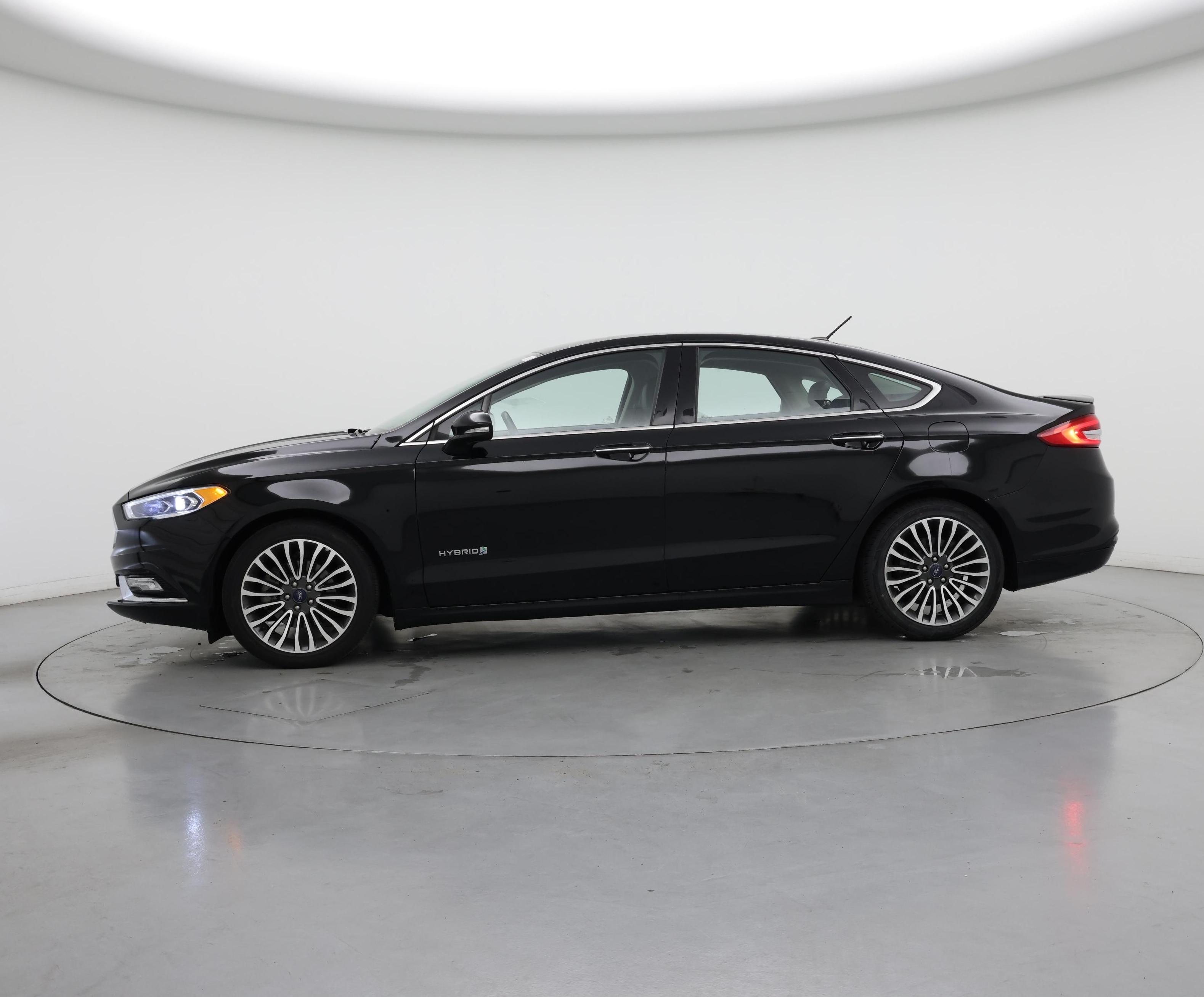 Thumbnail: 2017 Ford Fusion - 3