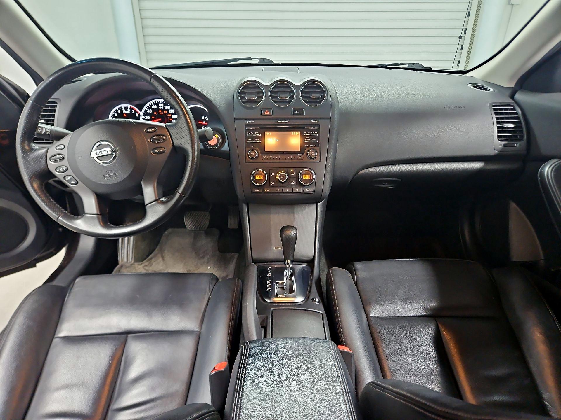 Thumbnail: 2013 Nissan Altima - 9