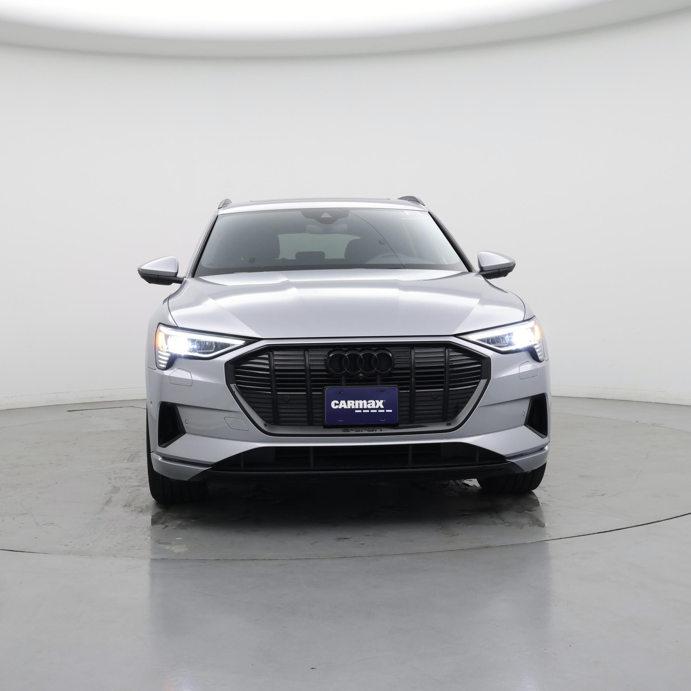 Thumbnail: 2022 Audi e-tron - 5
