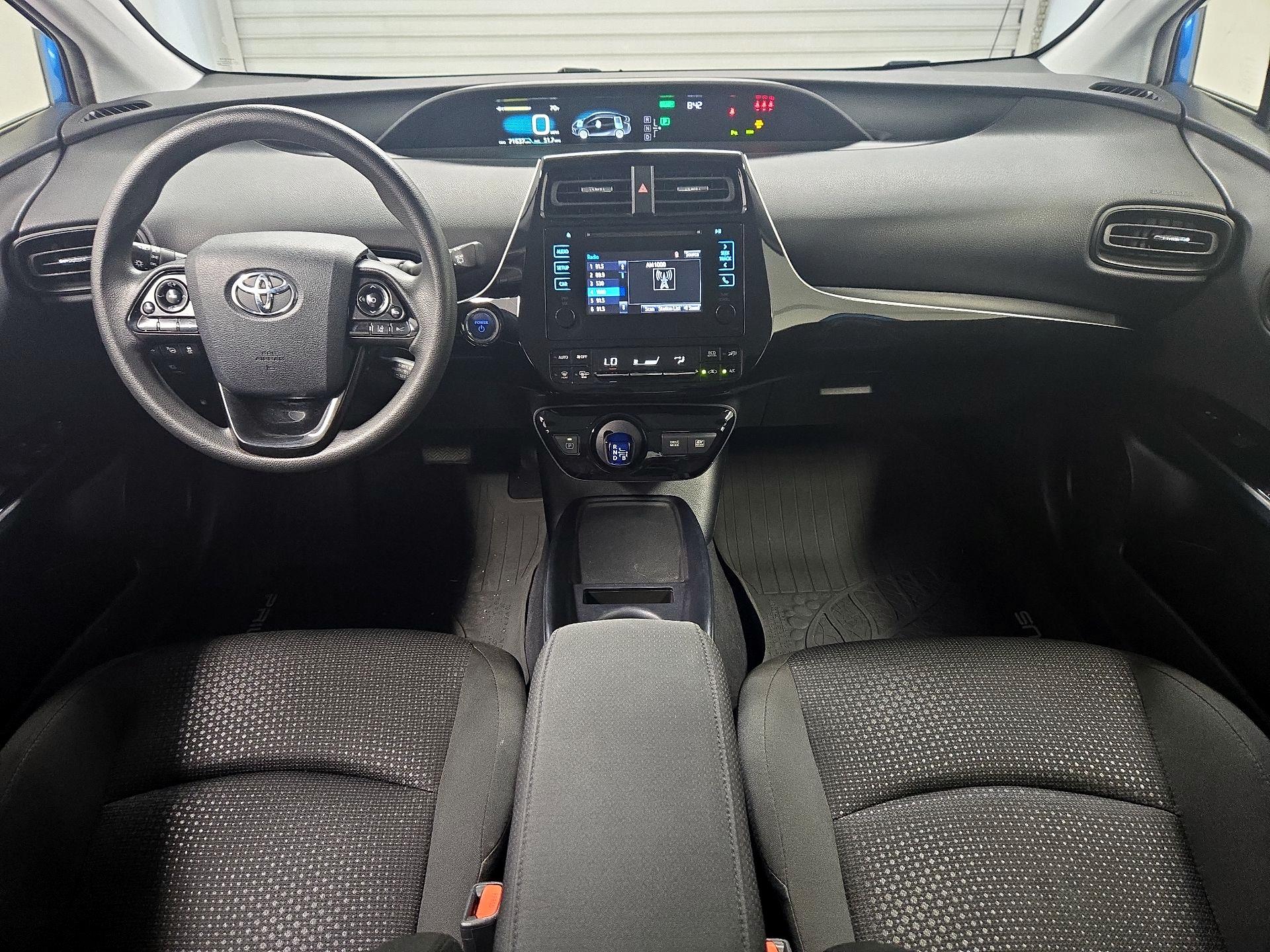 Thumbnail: 2019 Toyota Prius - 9