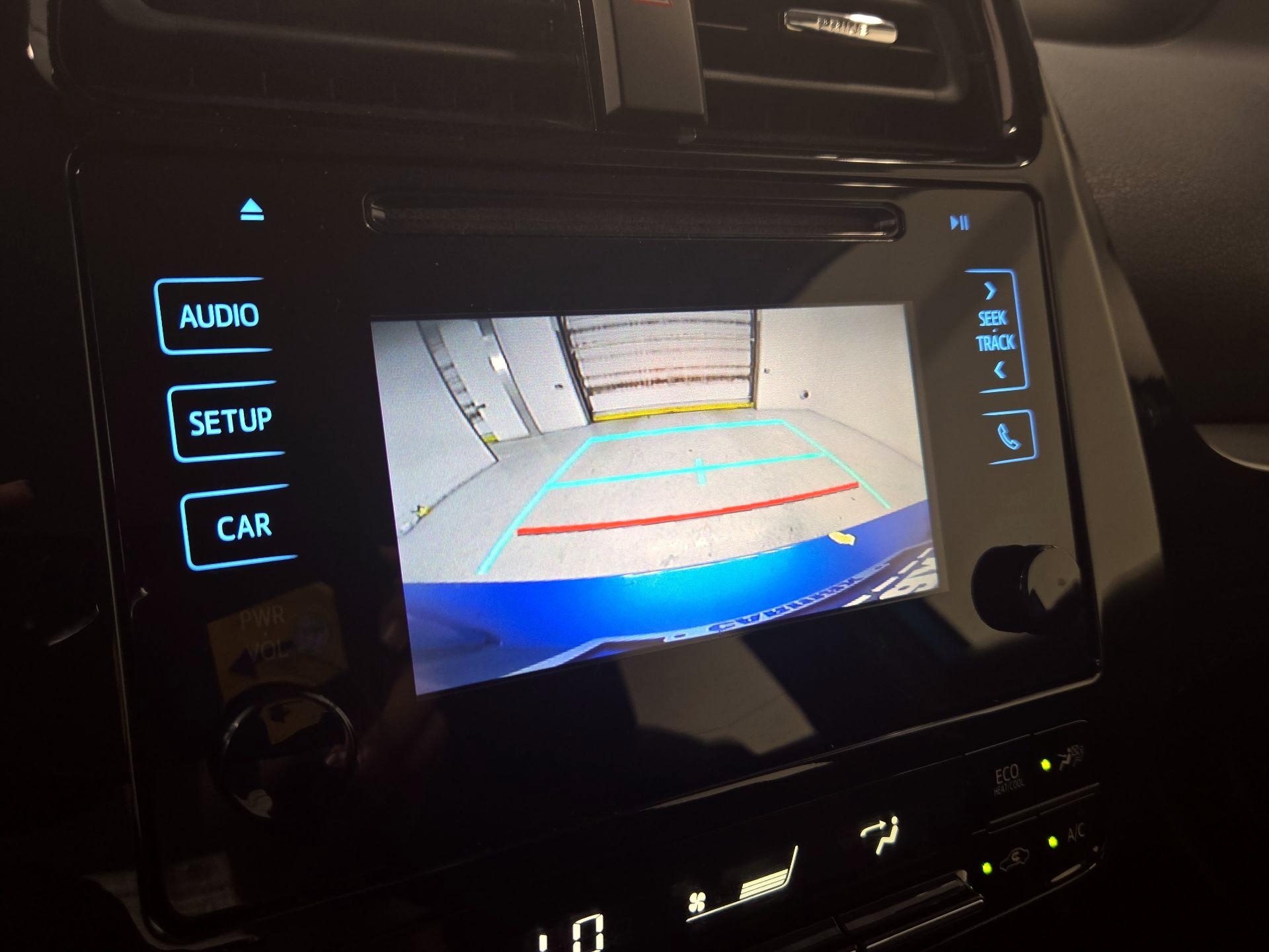 Thumbnail: 2019 Toyota Prius - 14