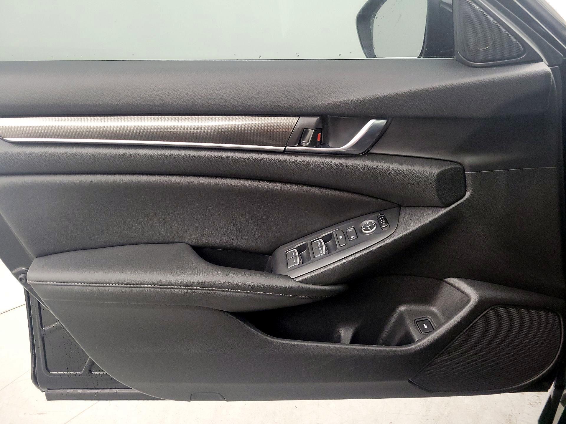 Thumbnail: 2020 Honda Accord - 12
