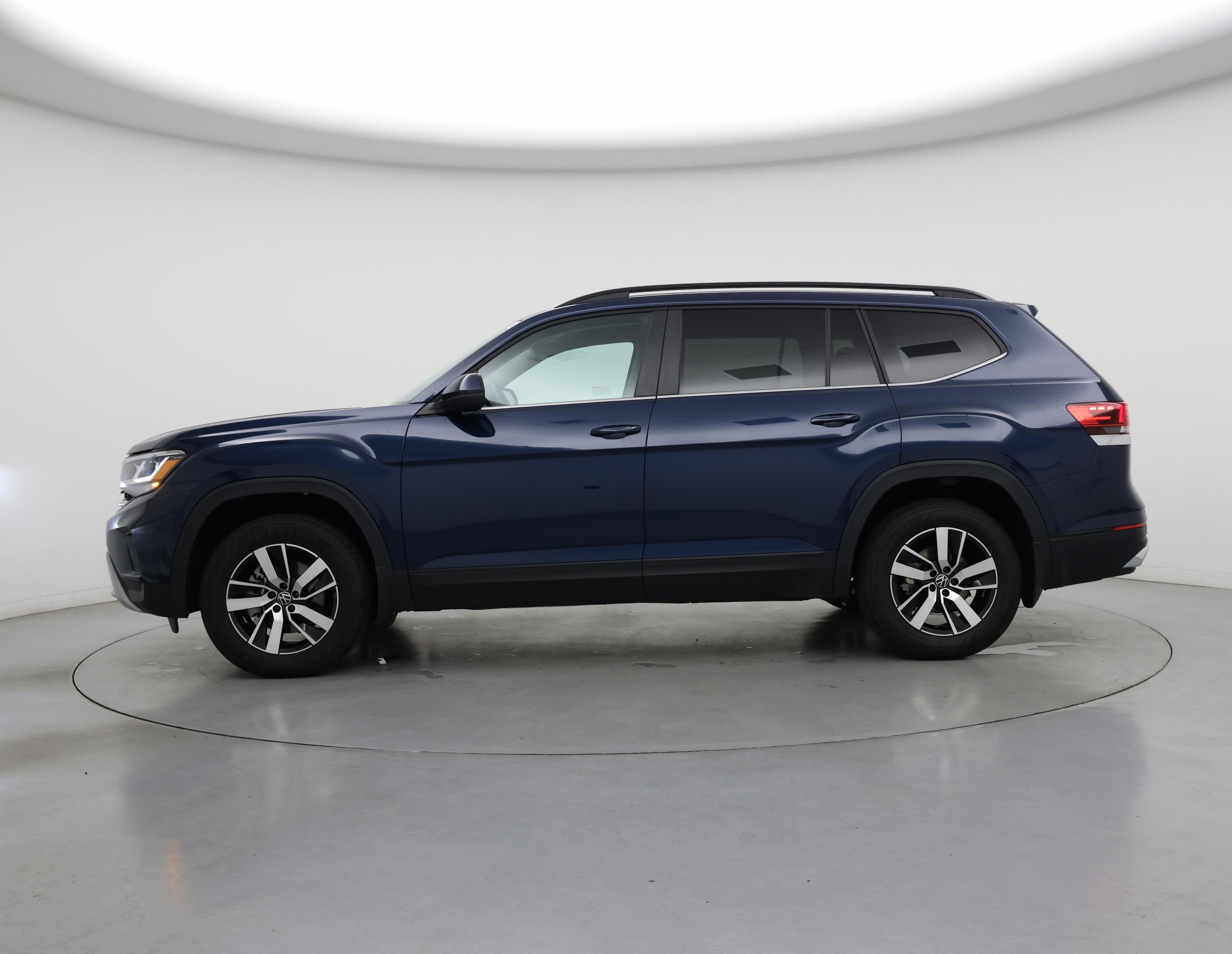 Thumbnail: 2023 Volkswagen Atlas - 3
