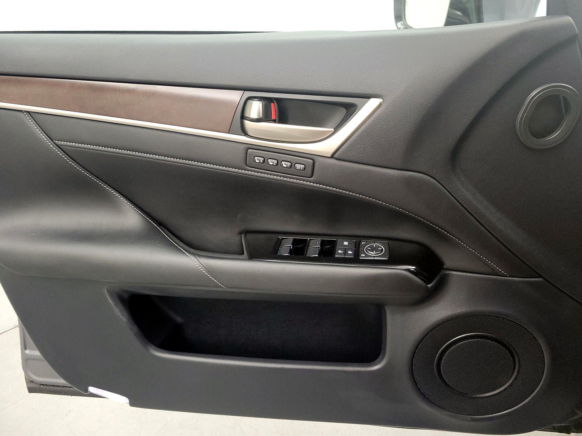 Thumbnail: 2013 Lexus GS - 12