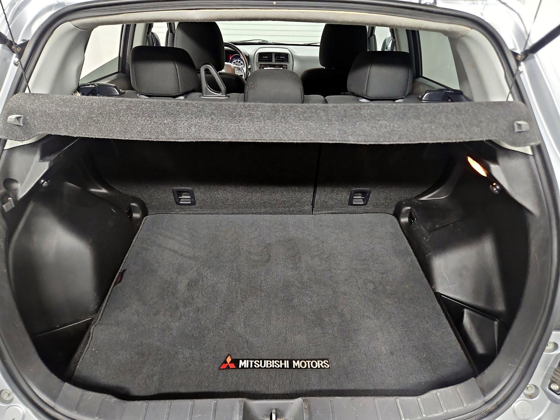 Thumbnail: 2017 Mitsubishi Outlander Sport - 20