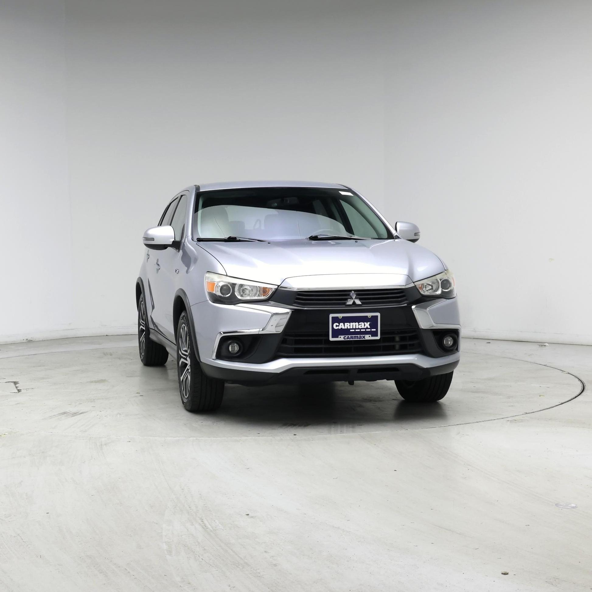 Thumbnail: 2017 Mitsubishi Outlander Sport - 5