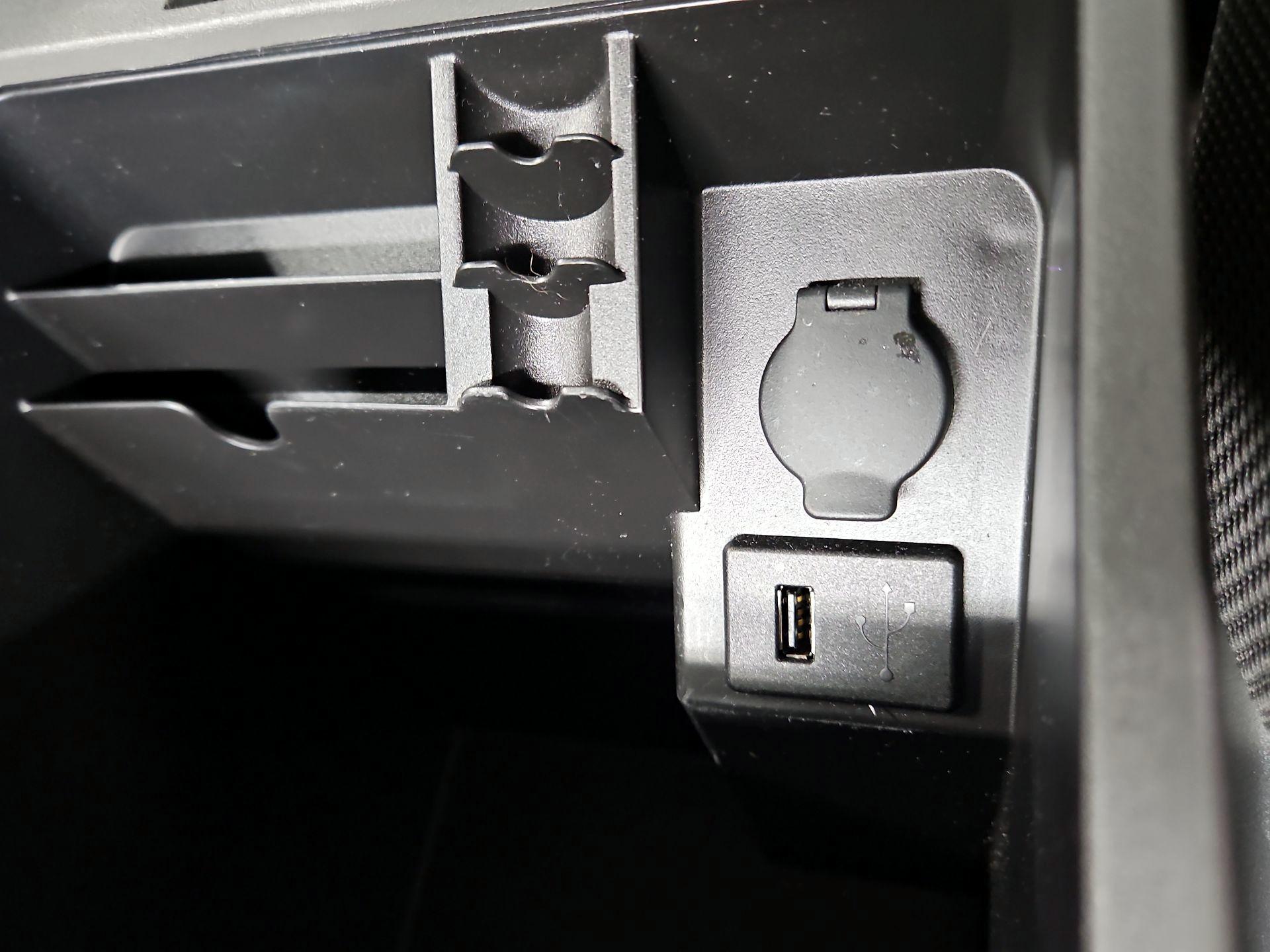 Thumbnail: 2013 Nissan Frontier - 18