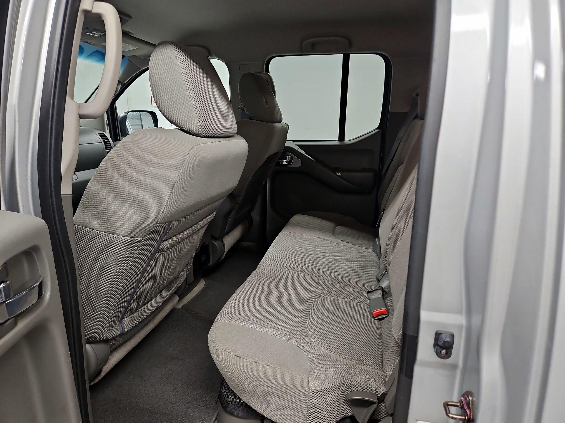 Thumbnail: 2013 Nissan Frontier - 19