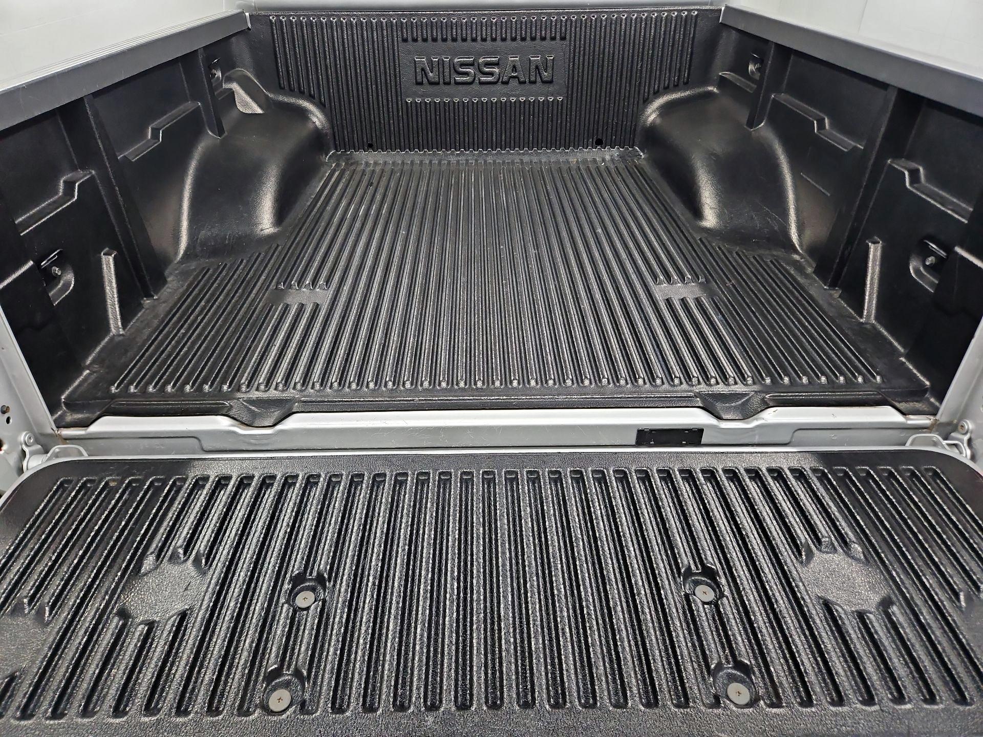 Thumbnail: 2013 Nissan Frontier - 20