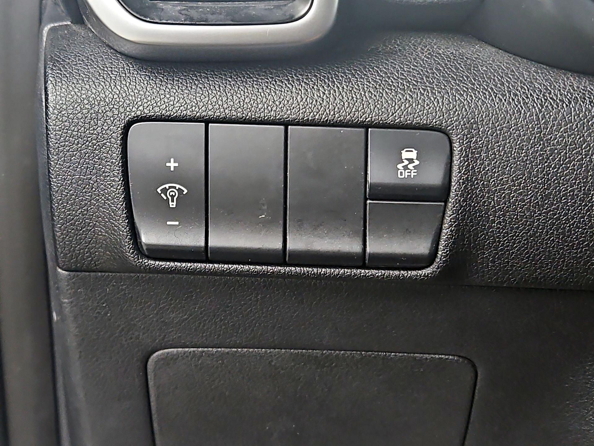 Thumbnail: 2017 Kia Sportage - 13