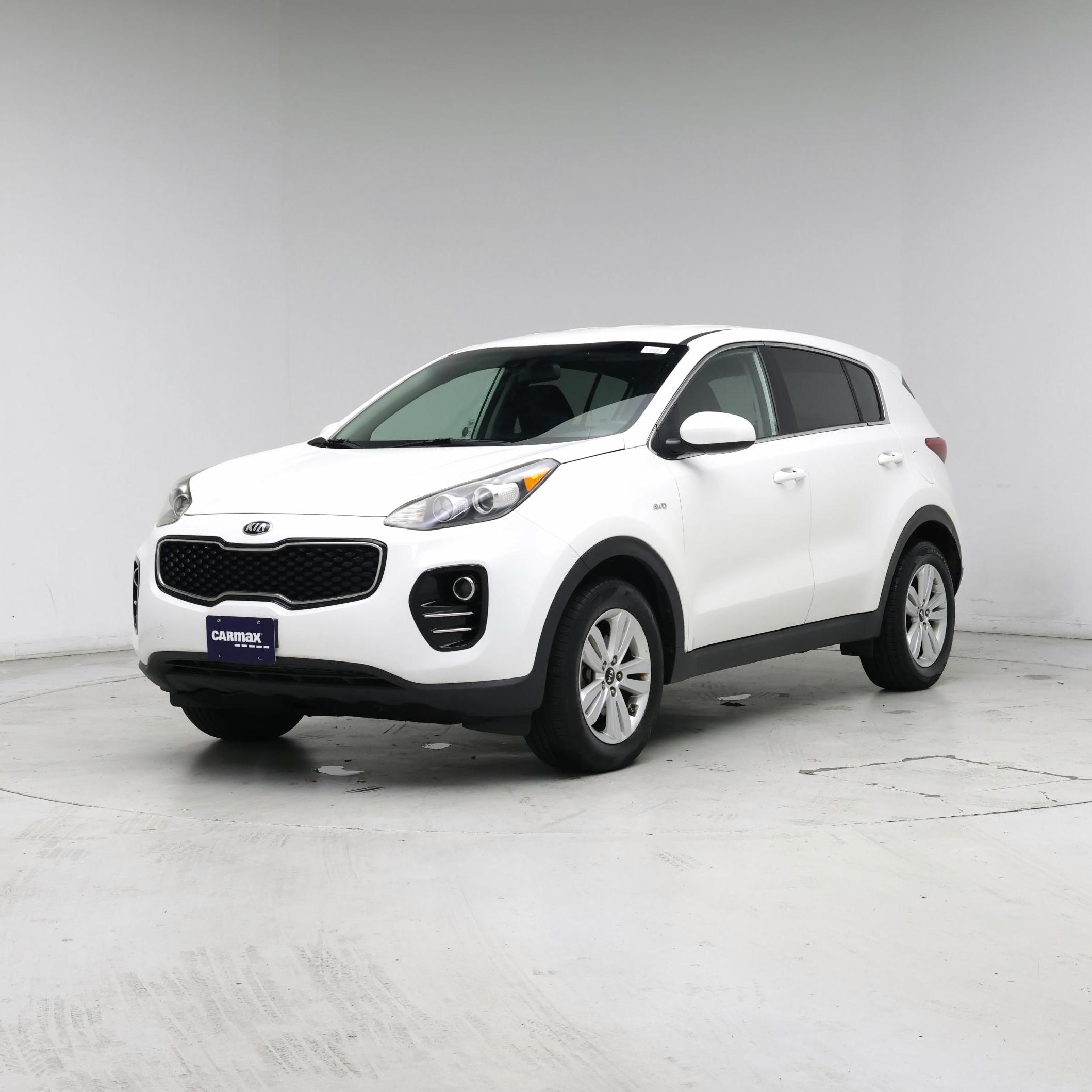 Thumbnail: 2017 Kia Sportage - 4