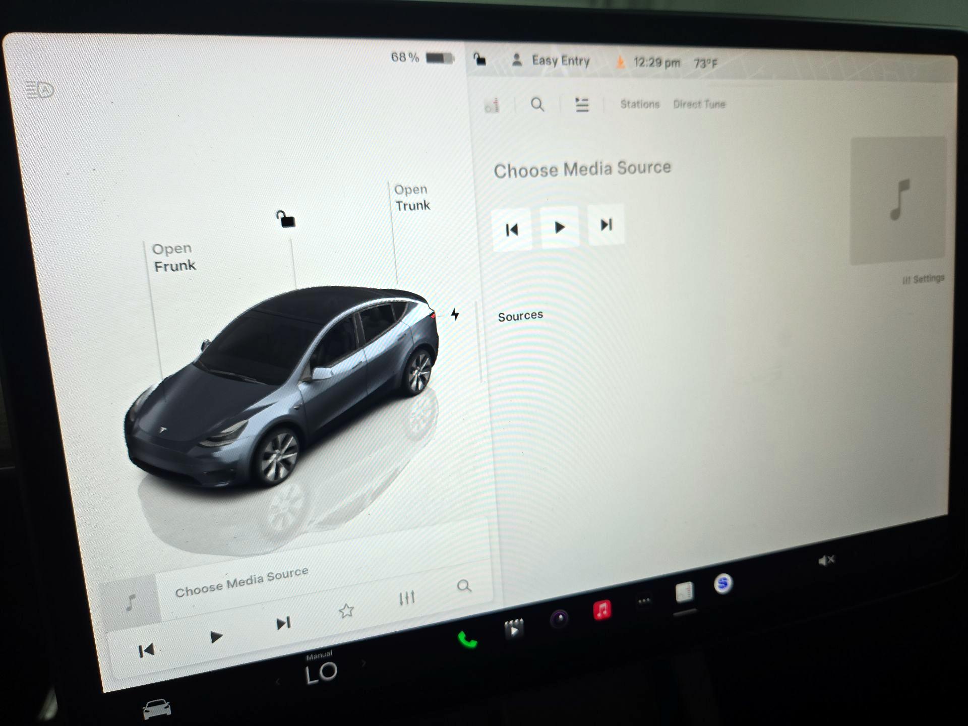 Thumbnail: 2022 Tesla Model Y - 16