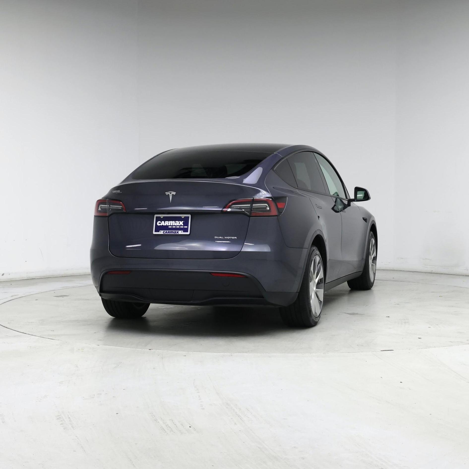 Thumbnail: 2022 Tesla Model Y - 8