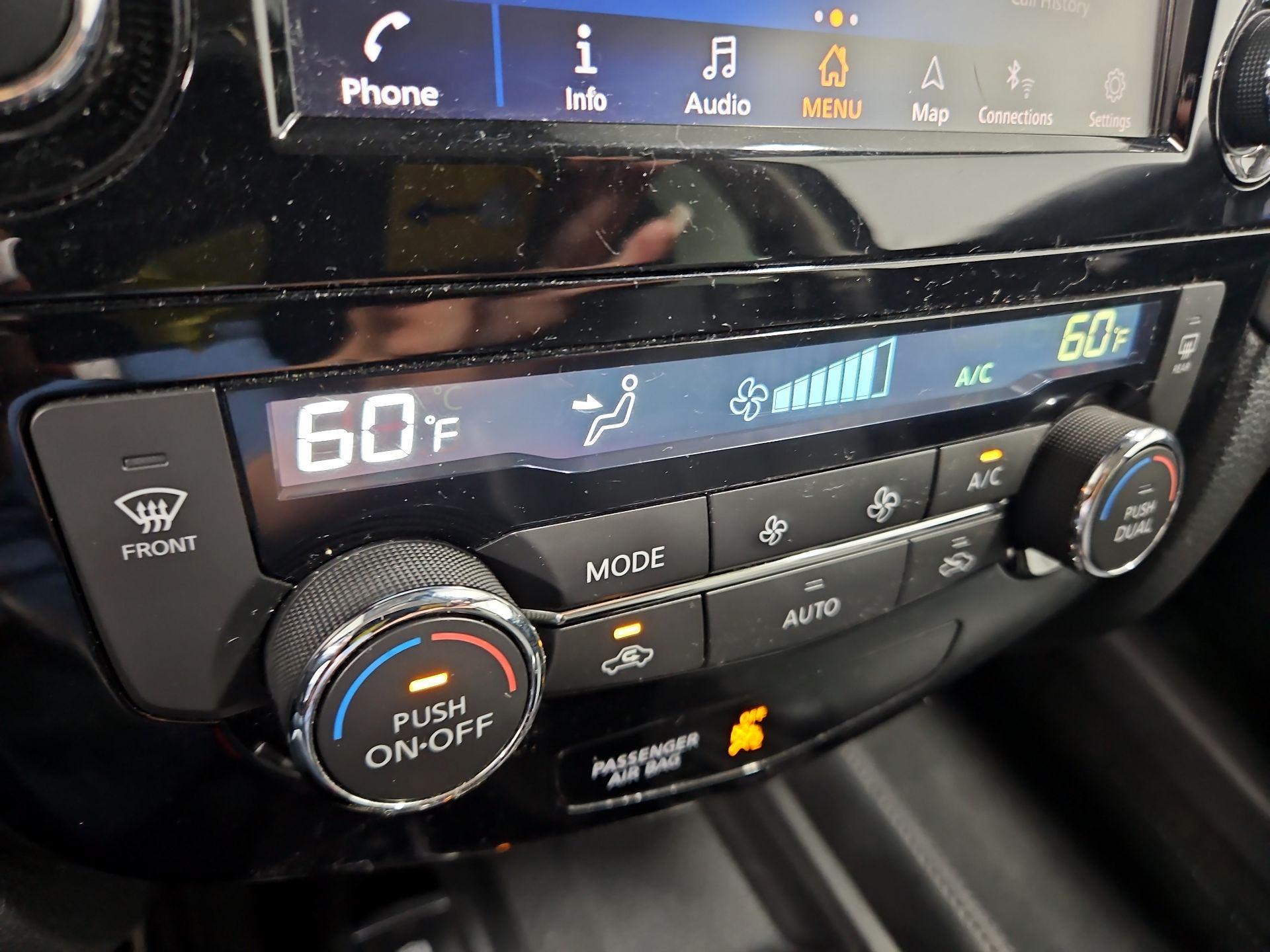 Thumbnail: 2019 Nissan Rogue - 17
