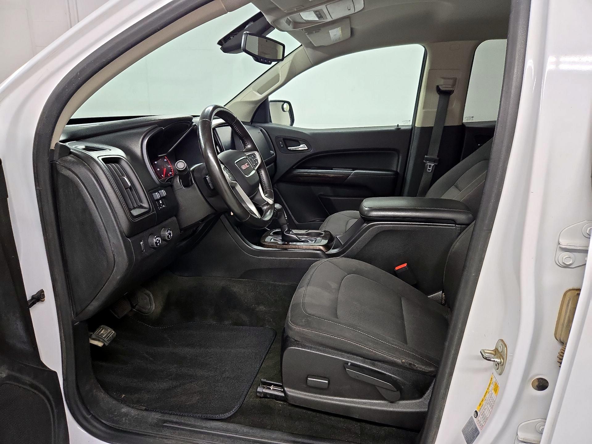 Thumbnail: 2016 GMC Canyon - 11