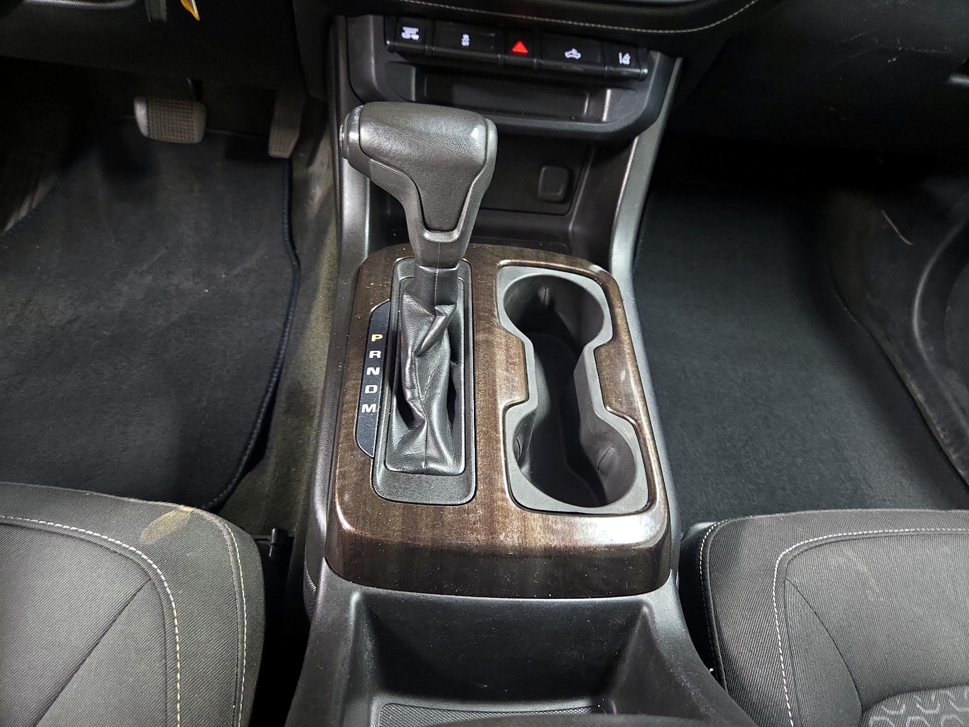 Thumbnail: 2016 GMC Canyon - 18