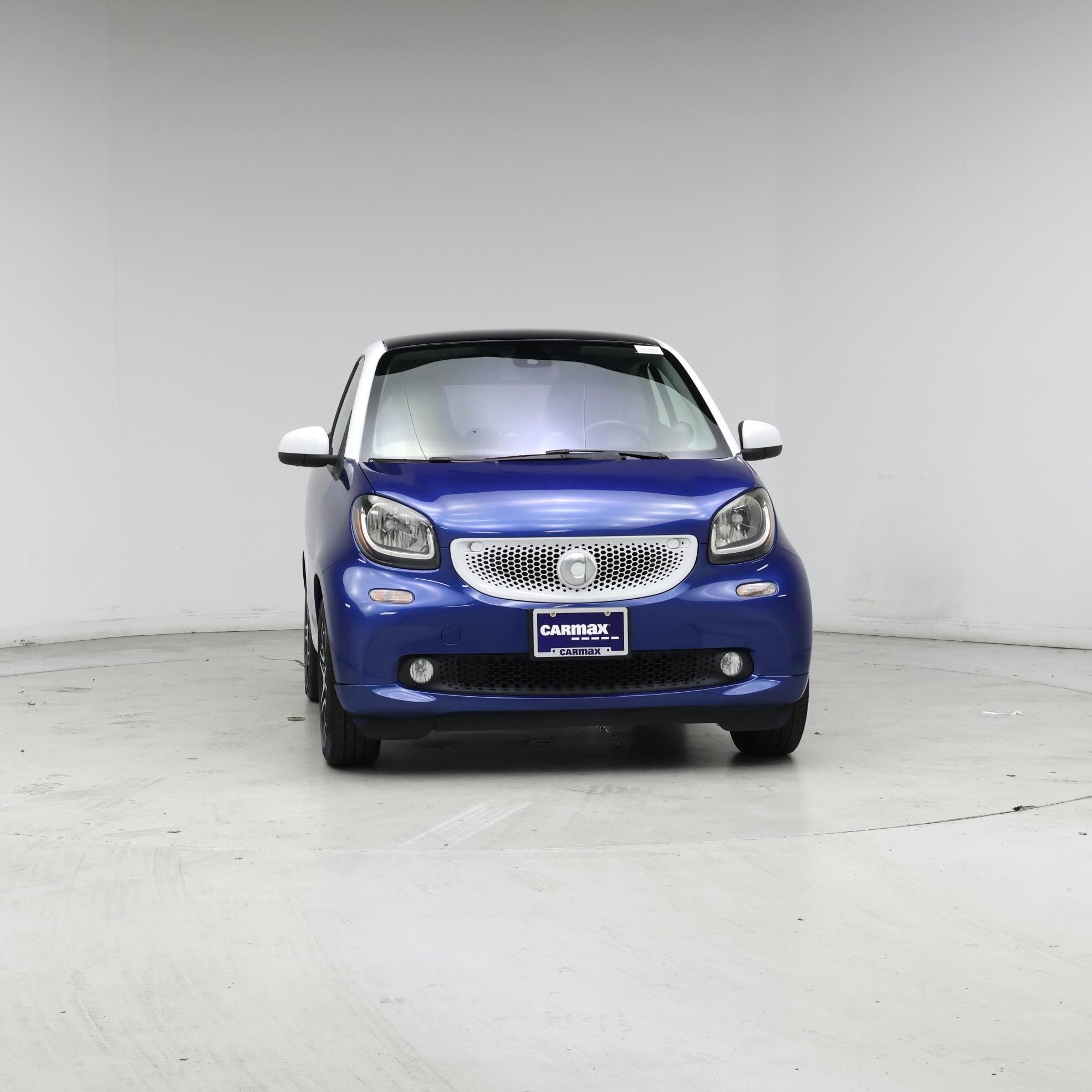 Thumbnail: 2016 smart fortwo - 6