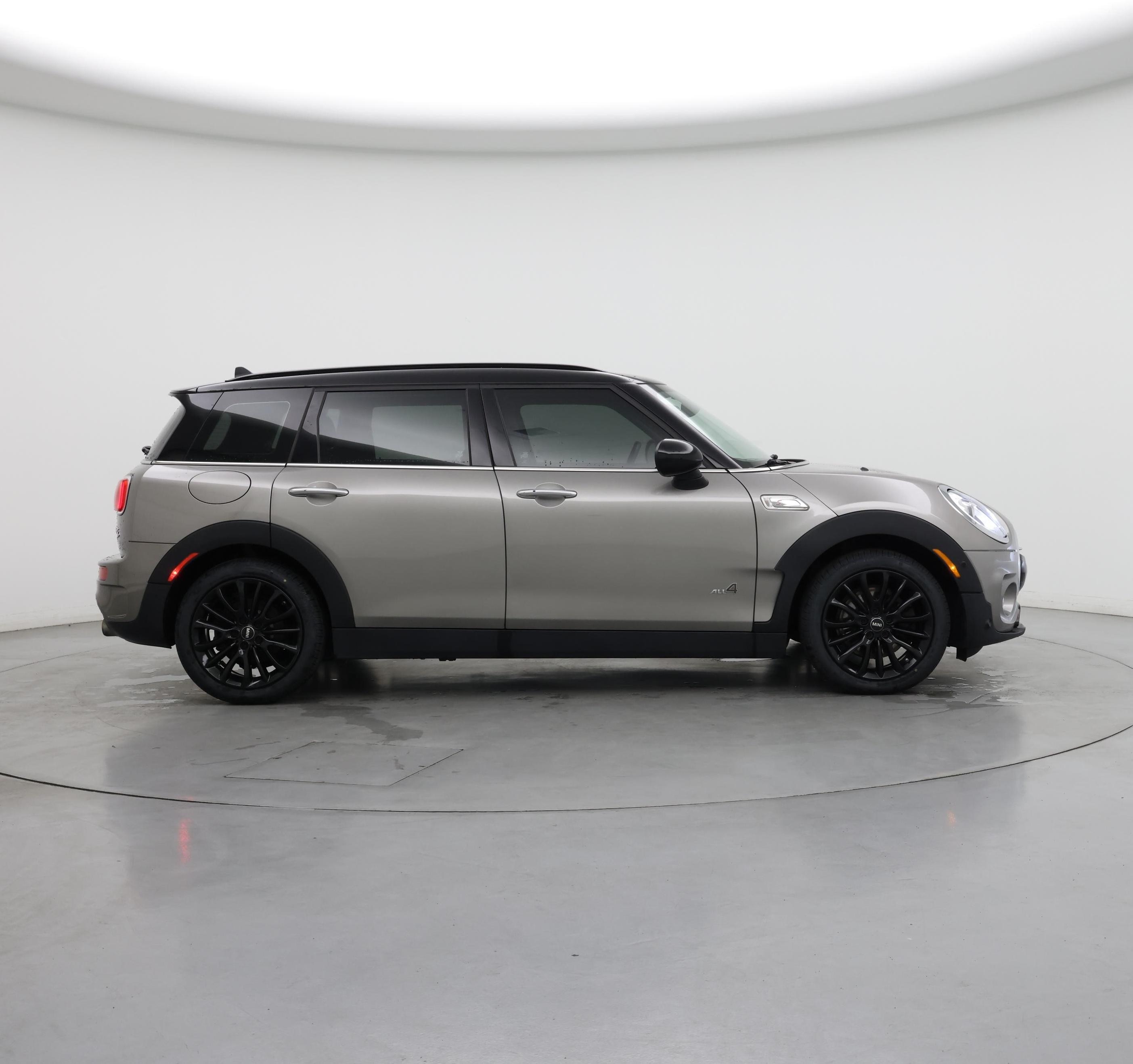 Thumbnail: 2018 MINI Cooper Clubman - 7