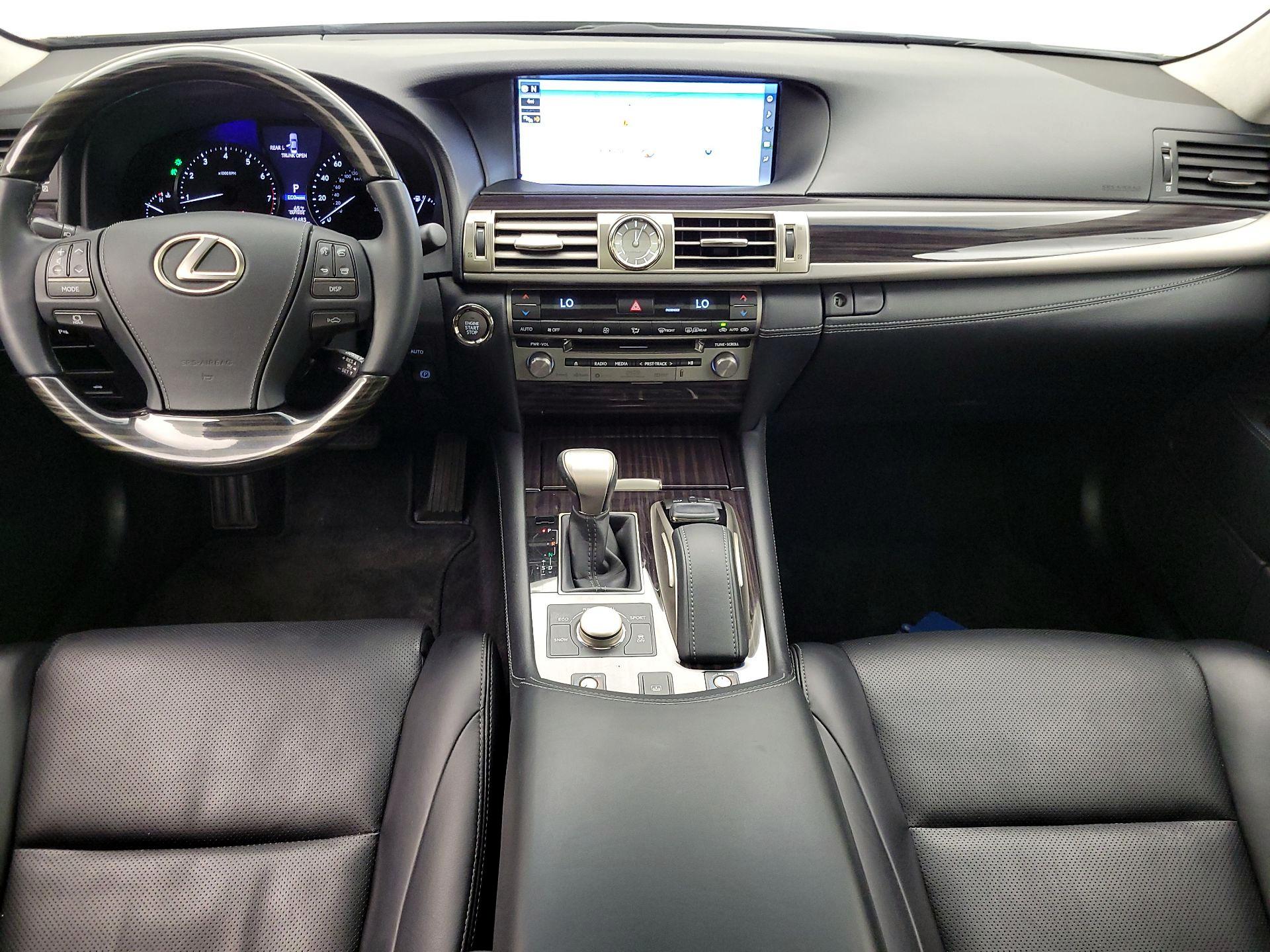 Thumbnail: 2017 Lexus LS - 9
