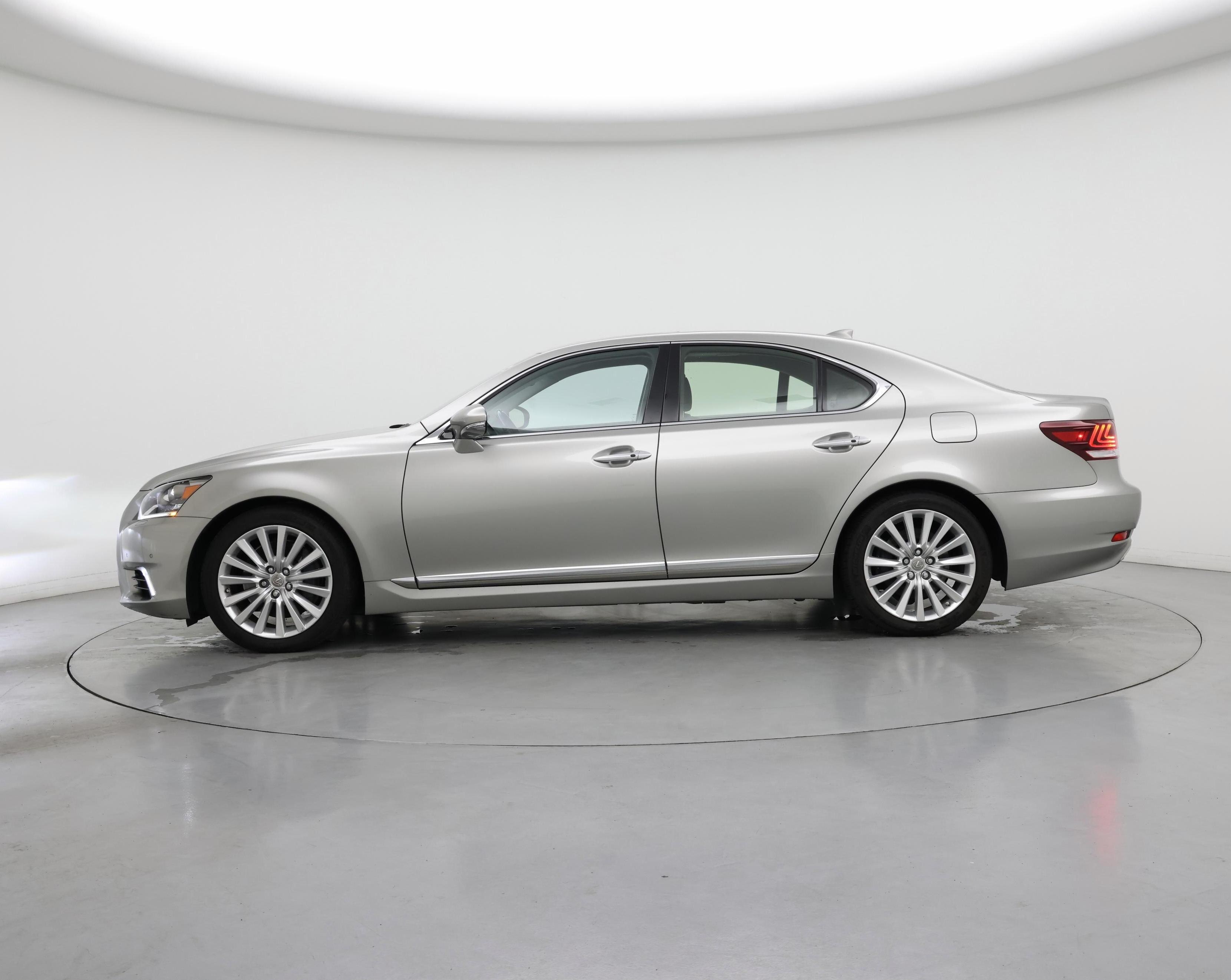 Thumbnail: 2017 Lexus LS - 3