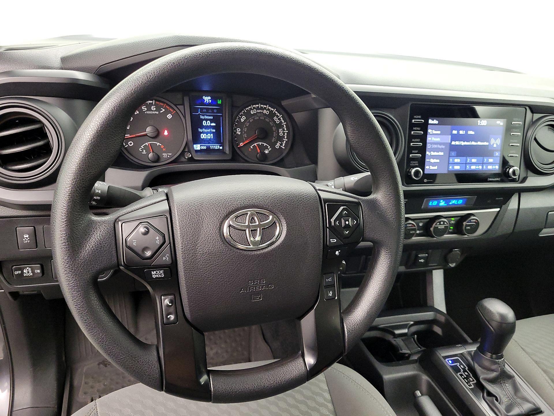 Thumbnail: 2022 Toyota Tacoma - 10